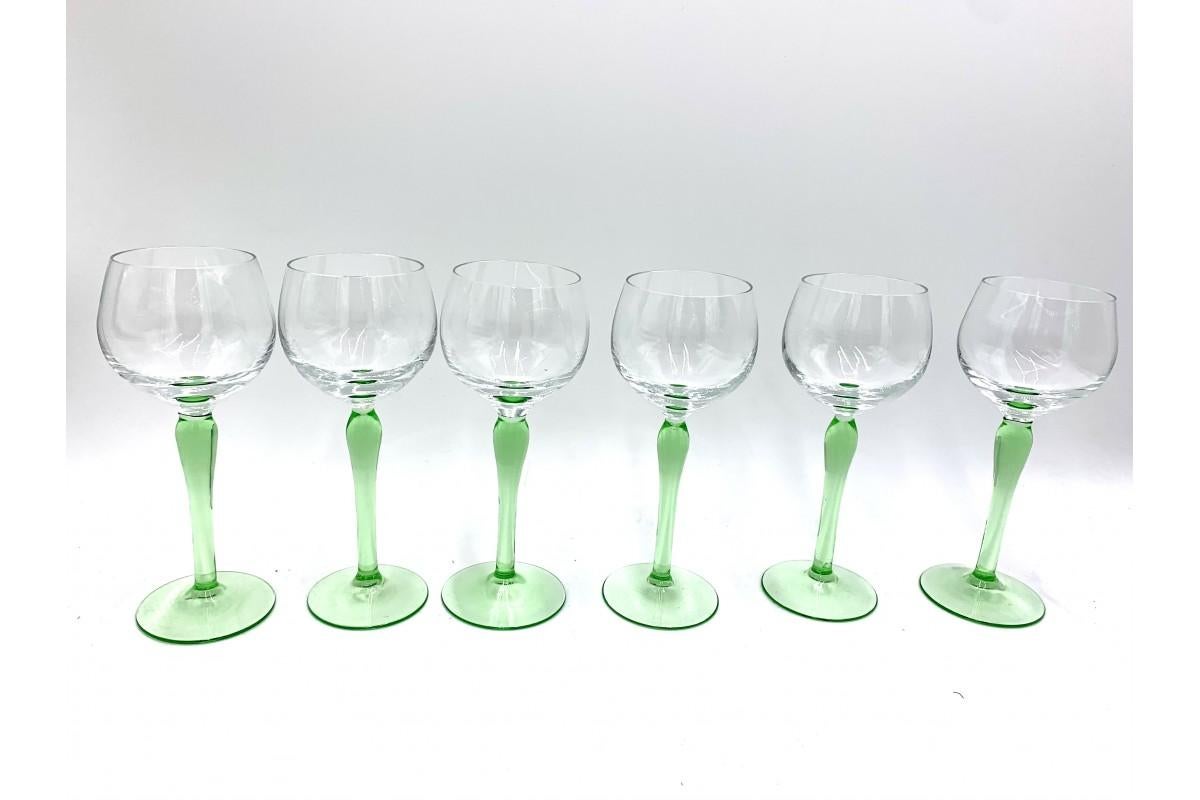 Mid-Century Modern Six Midcentury Wine Glasses on Green Leg, Poland, 1960s