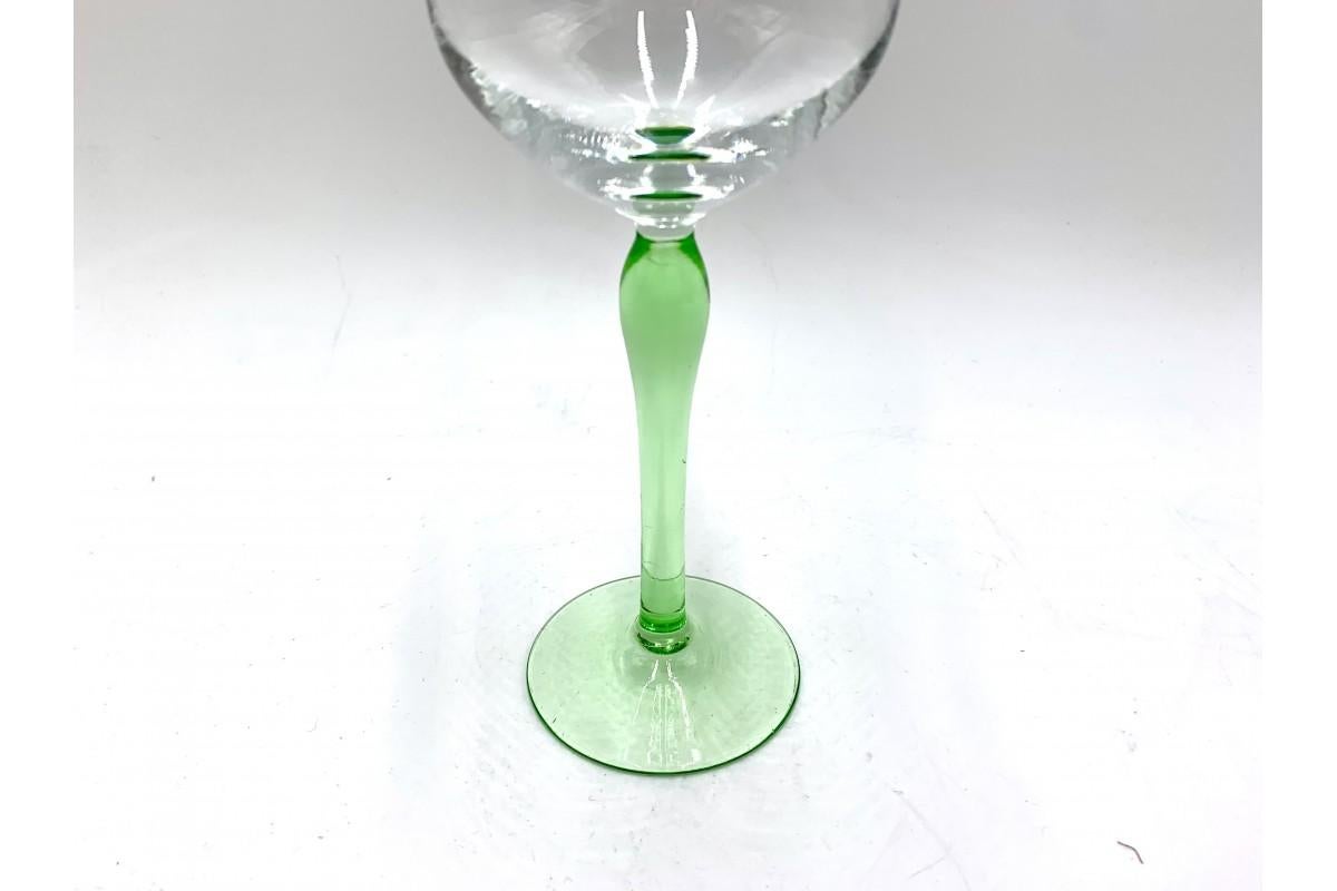 Mid-20th Century Six Midcentury Wine Glasses on Green Leg, Poland, 1960s