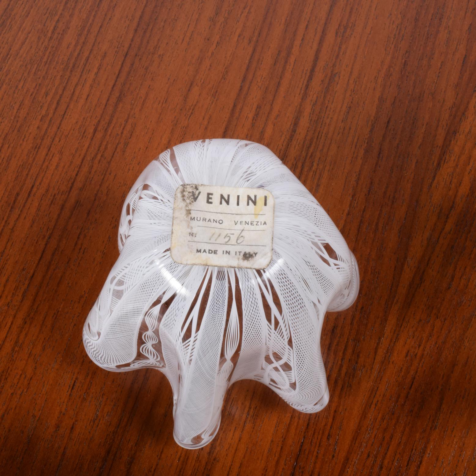 Sechs Mini Venini Taschentuchvasen aus Murano-Kunstglas Zanfirico Fazzoletto im Angebot 1