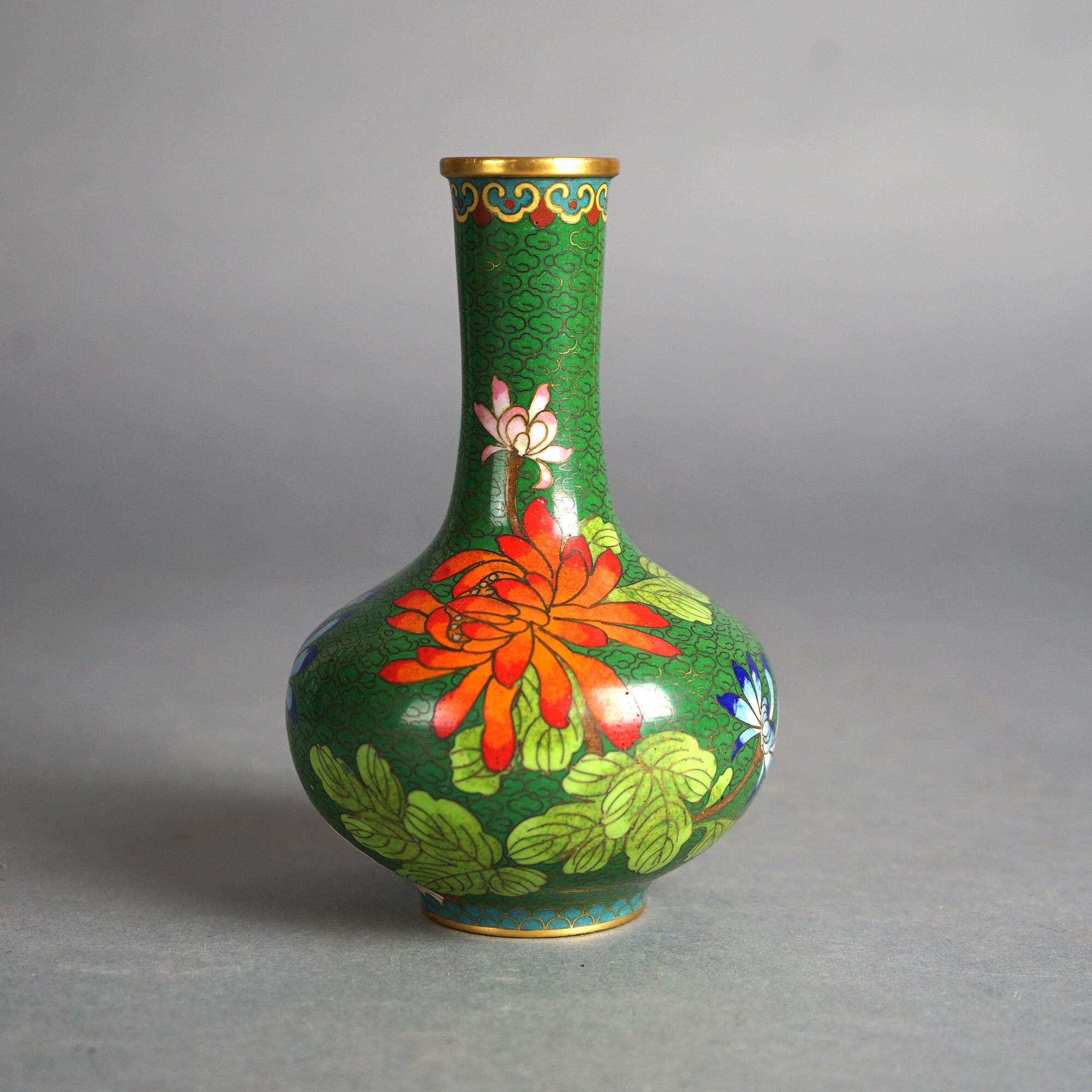 Six Miniatures Vases à fleurs émaillés cloisonnés japonais Meiji C1920 en vente 9