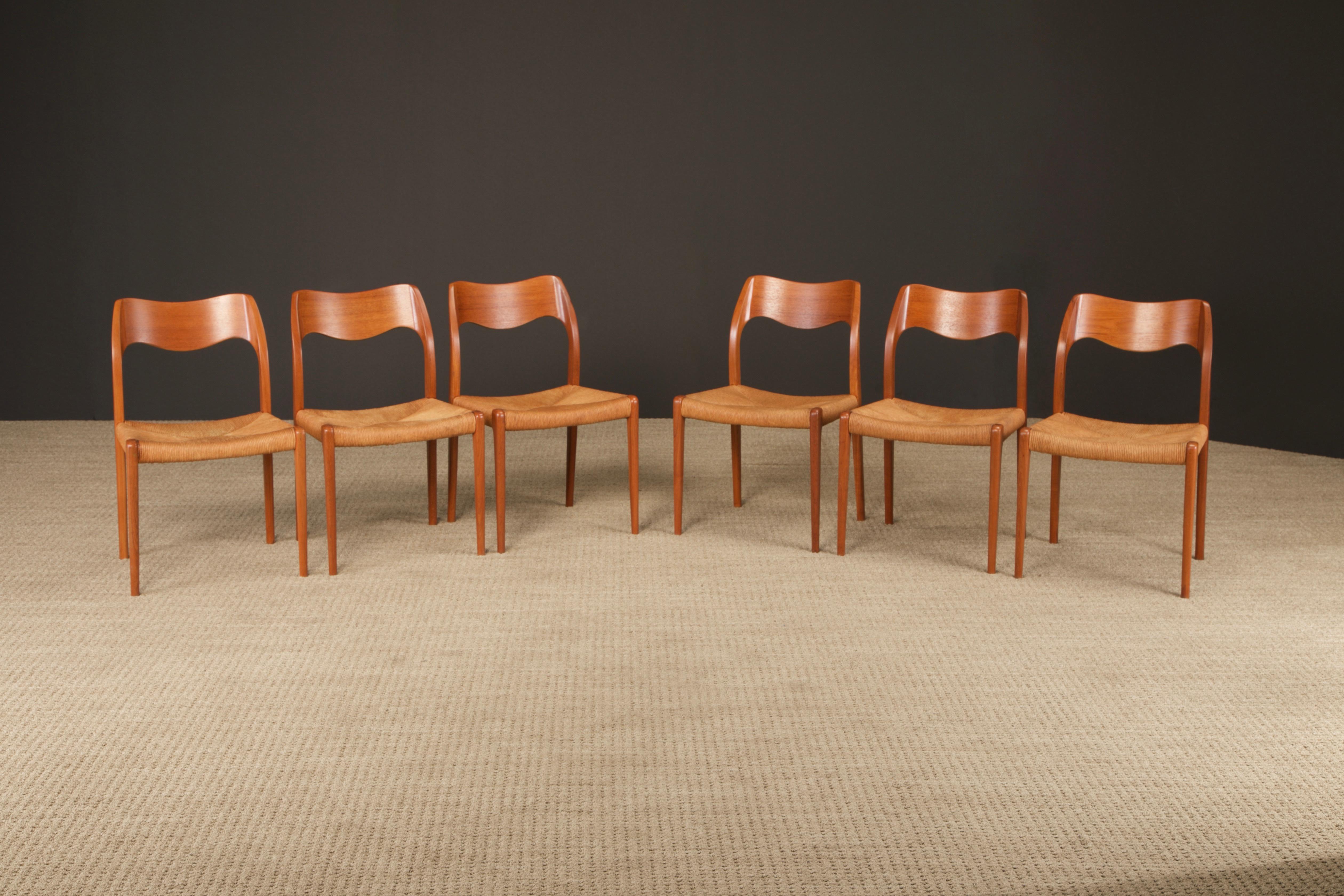 Six chaises de salle à manger Moller modèle 71 et table de salle à manger Peter Hvidt modèle 311, années 1950 en vente 4