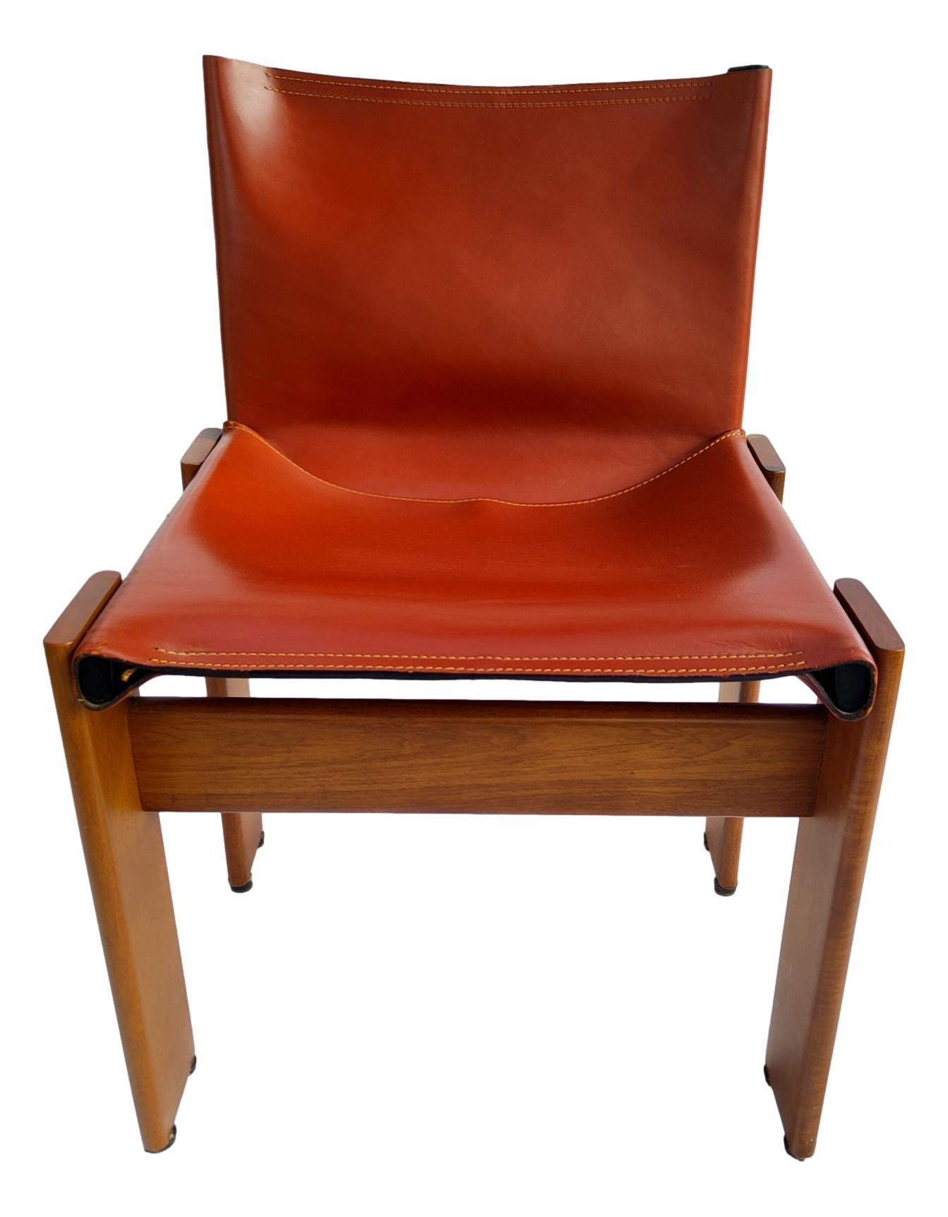 Sechs Monk-Stühle entworfen von Afra & Tobia Scarpa für Molteni, Italien 1974 (Italienisch) im Angebot