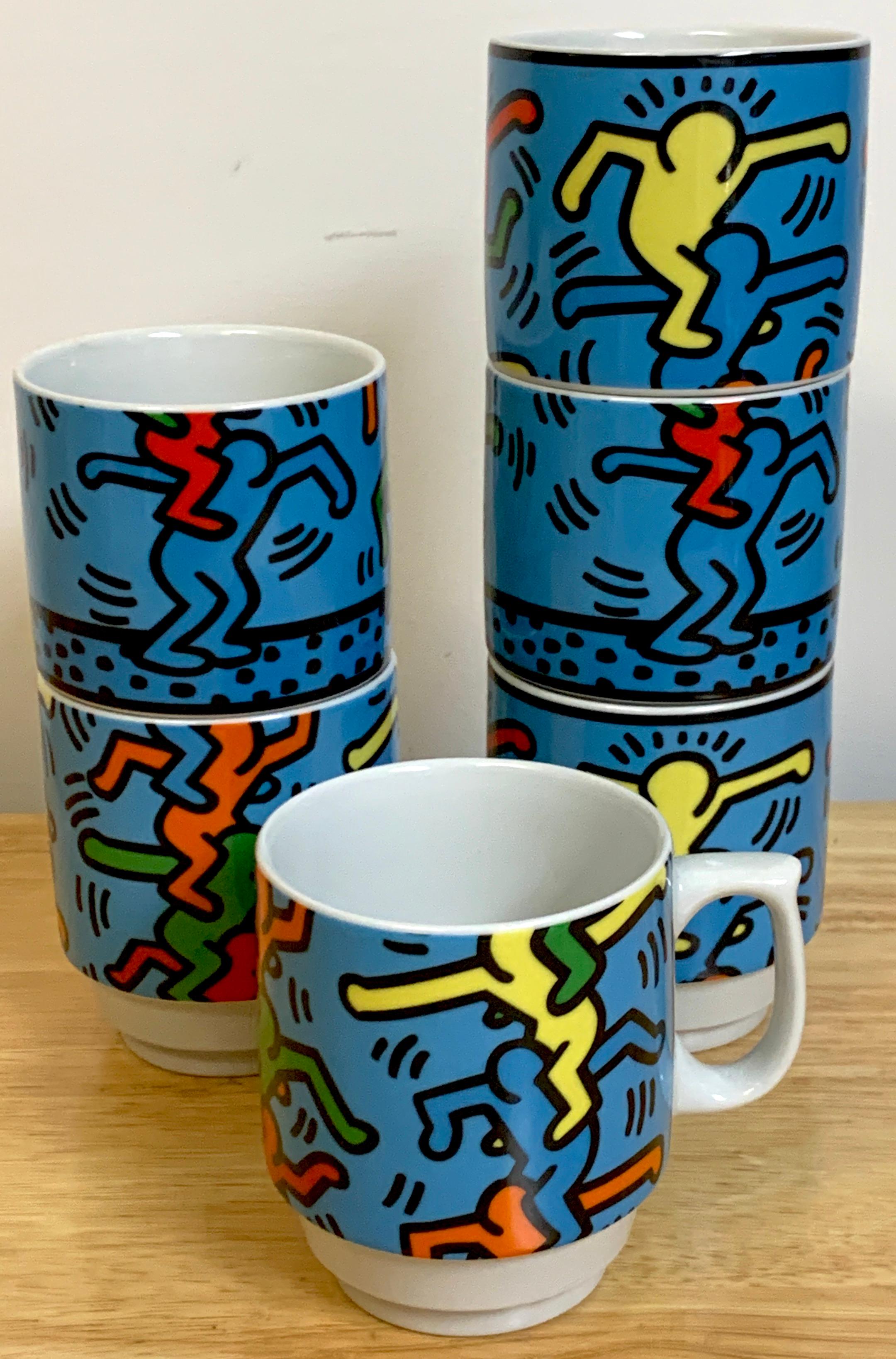 Six tasses de Keith Haring pour Konitz
les hommes empilés 
Fabriqué en Allemagne
1990s.