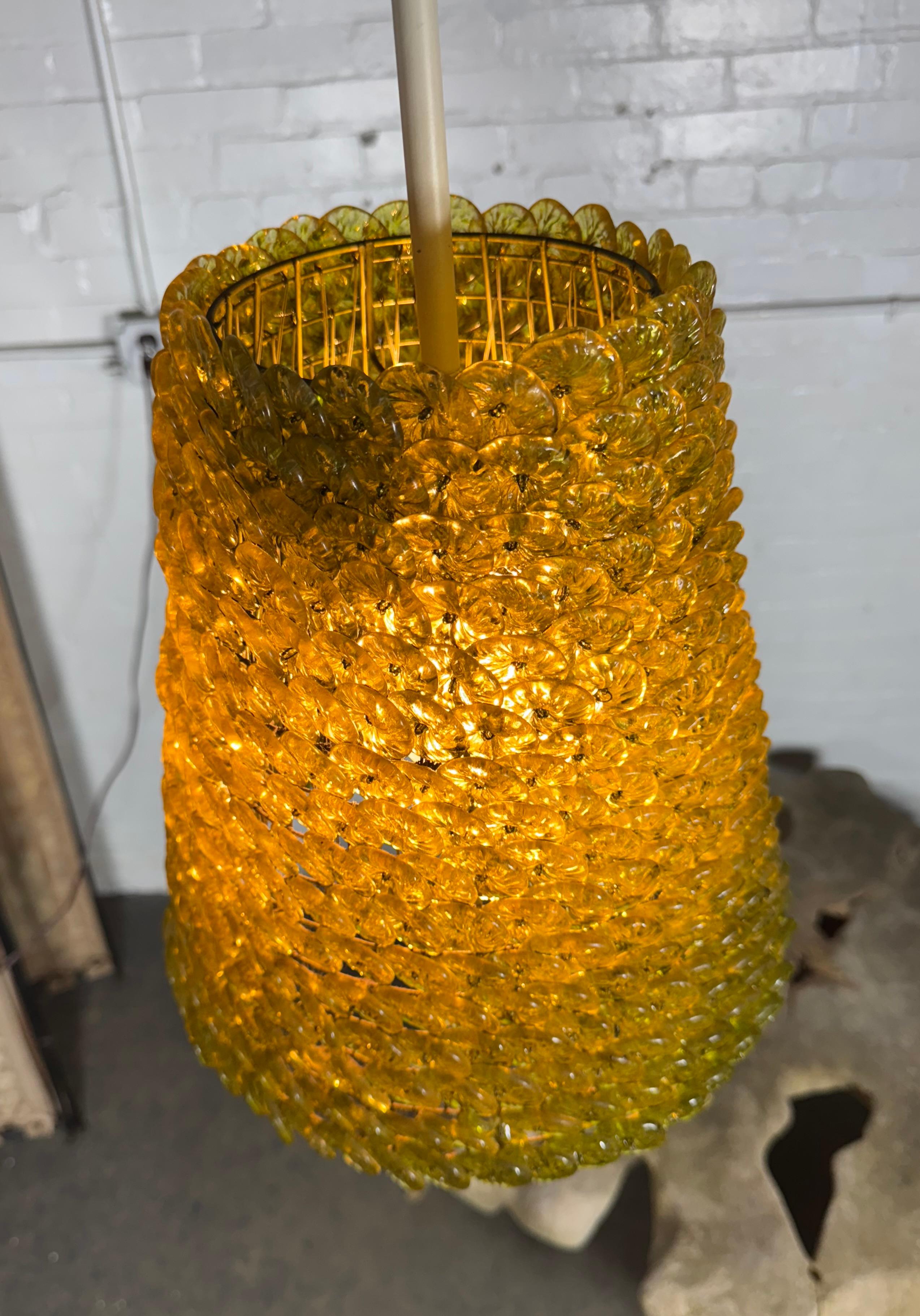 Sei luci a sospensione con petali di fiori in vetro di Murano in vendita 3