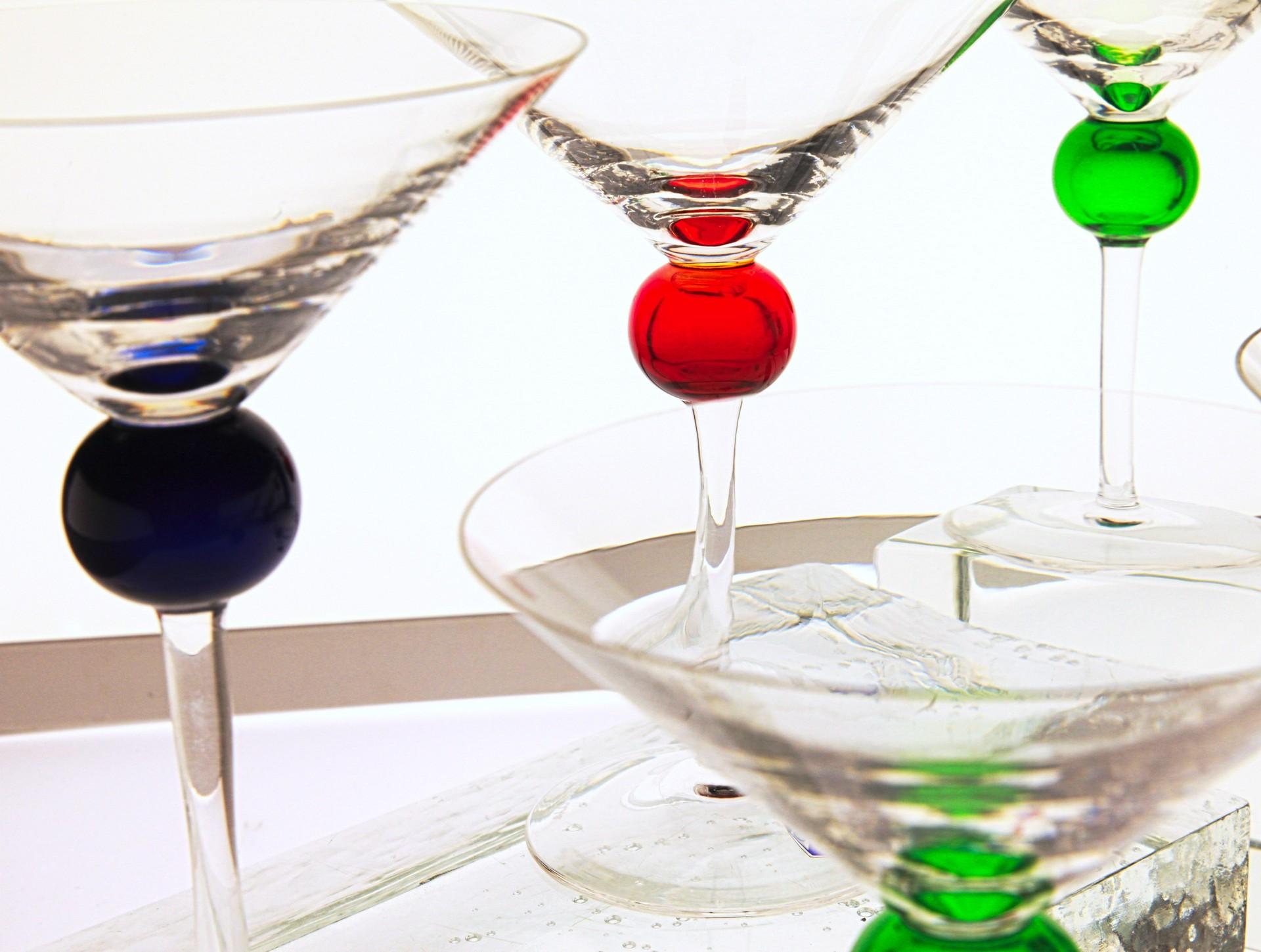 Six Murano Martini Glass, Clear with Cobalt, Red and Green Sphere, Cenedese In Good Condition In Tavarnelle val di Pesa, Florence