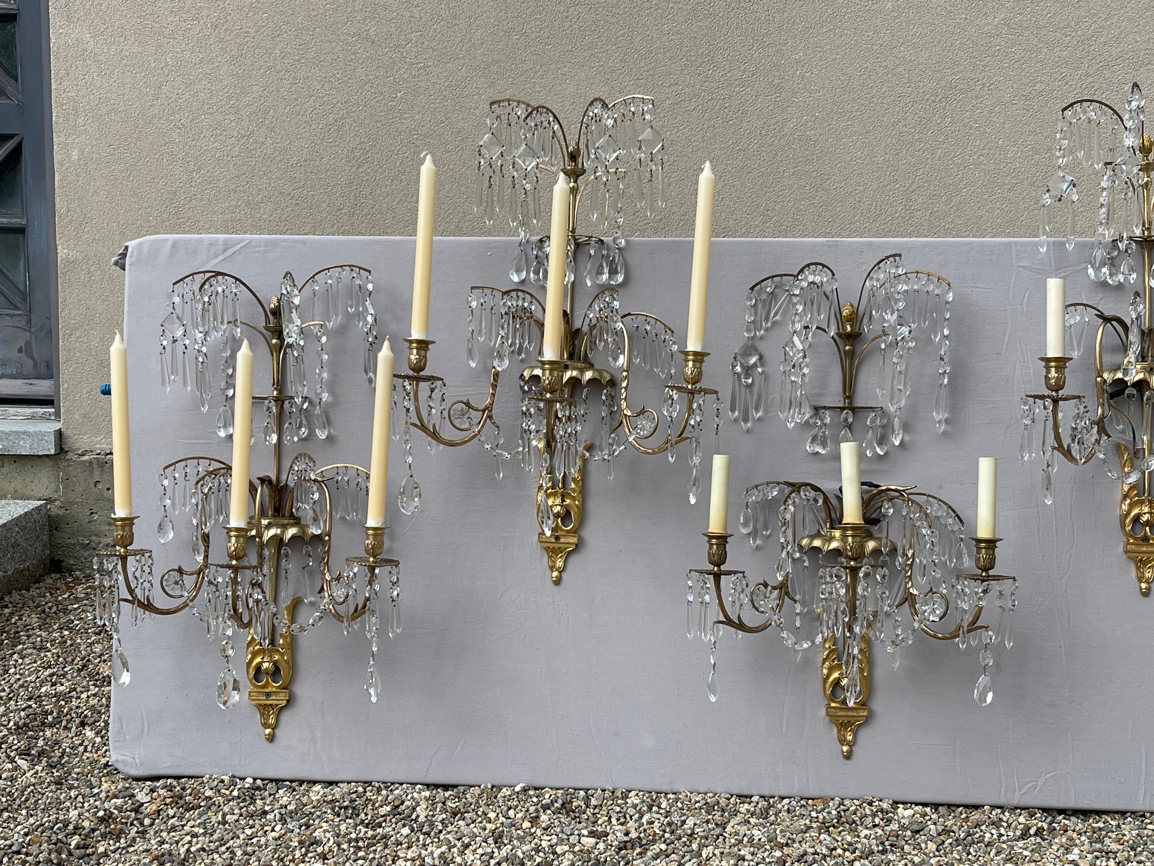 A Set of Six Christal Hung Swedish Neo-Classical Wall Sconces For Sale 3