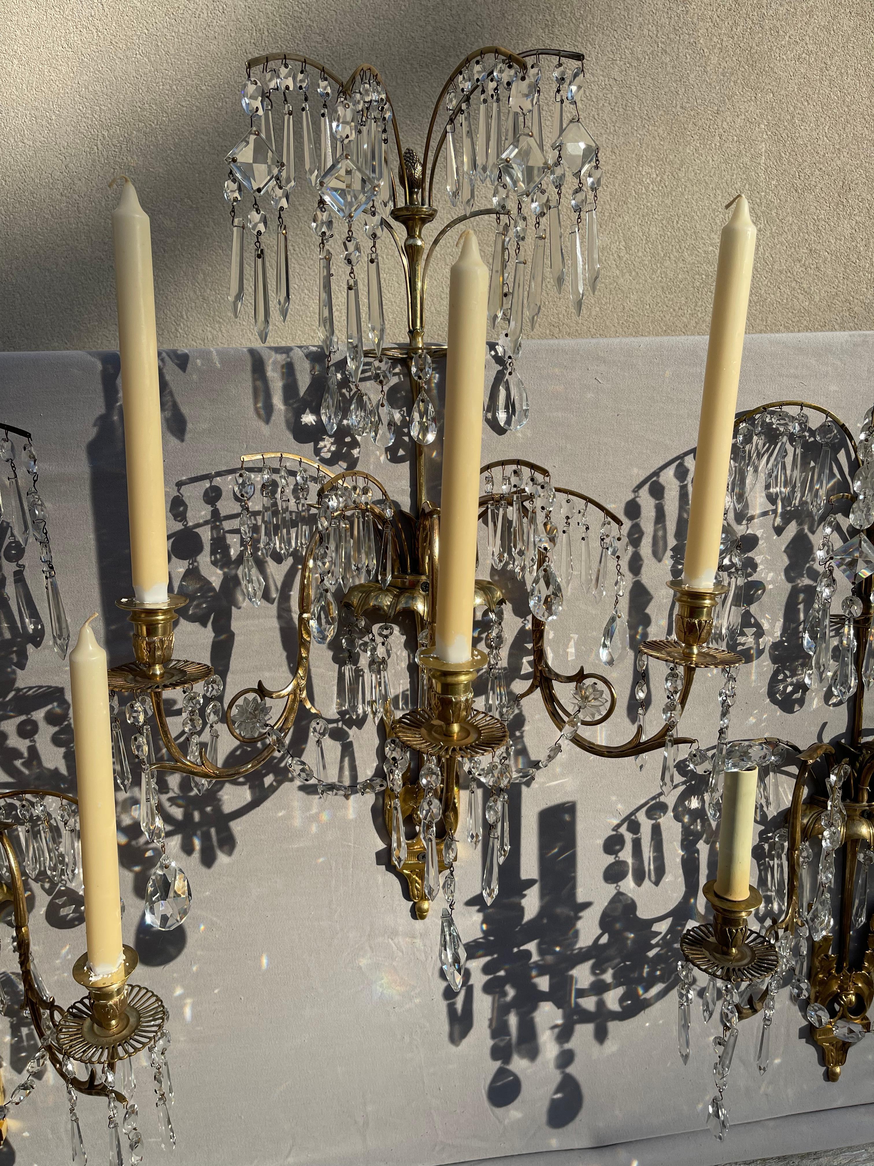 A Set of Six Christal Hung Swedish Neo-Classical Wall Sconces For Sale 4