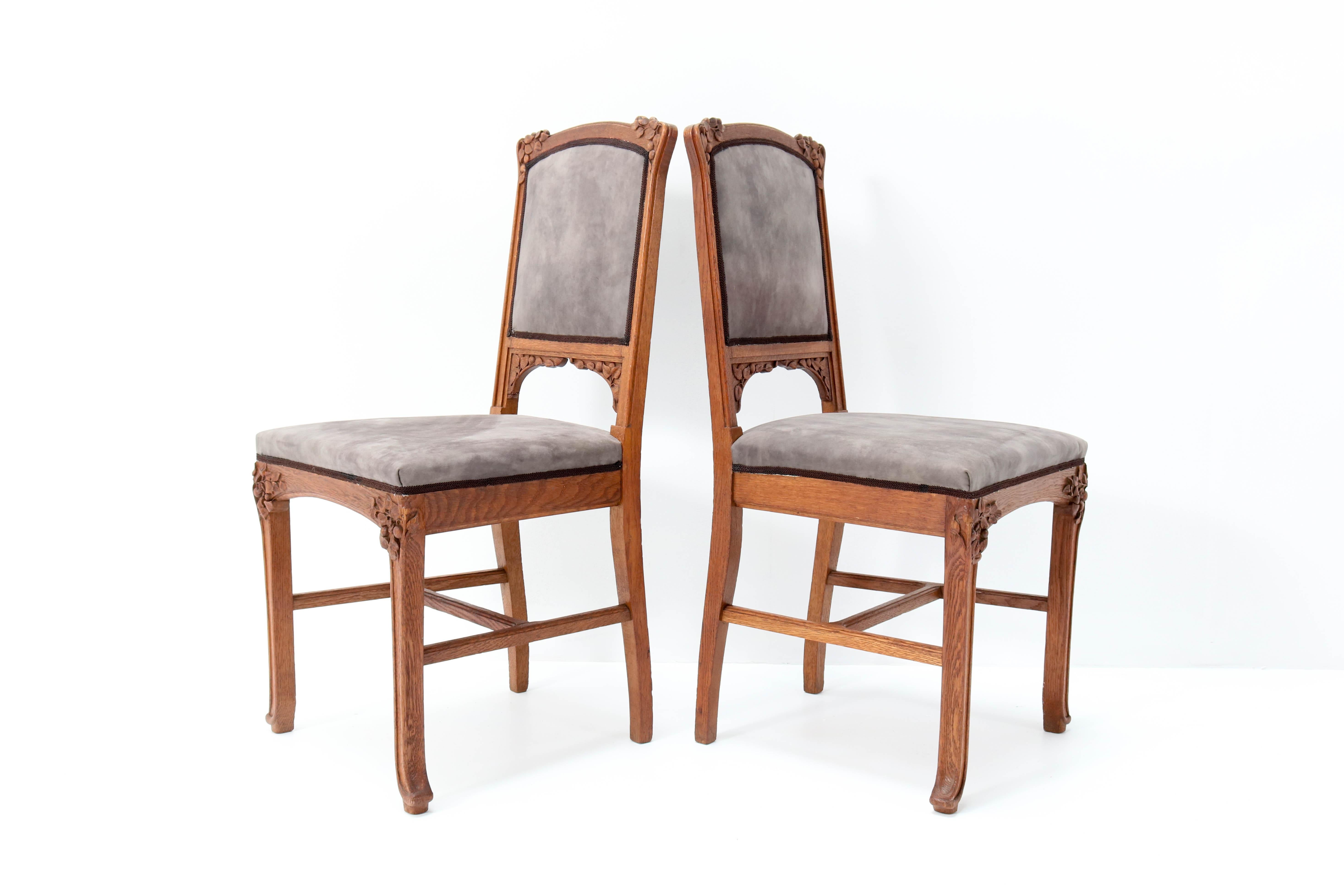 Early 20th Century Six Oak French Art Nouveau Chairs Attributed to Jacques Gruber, 1900s