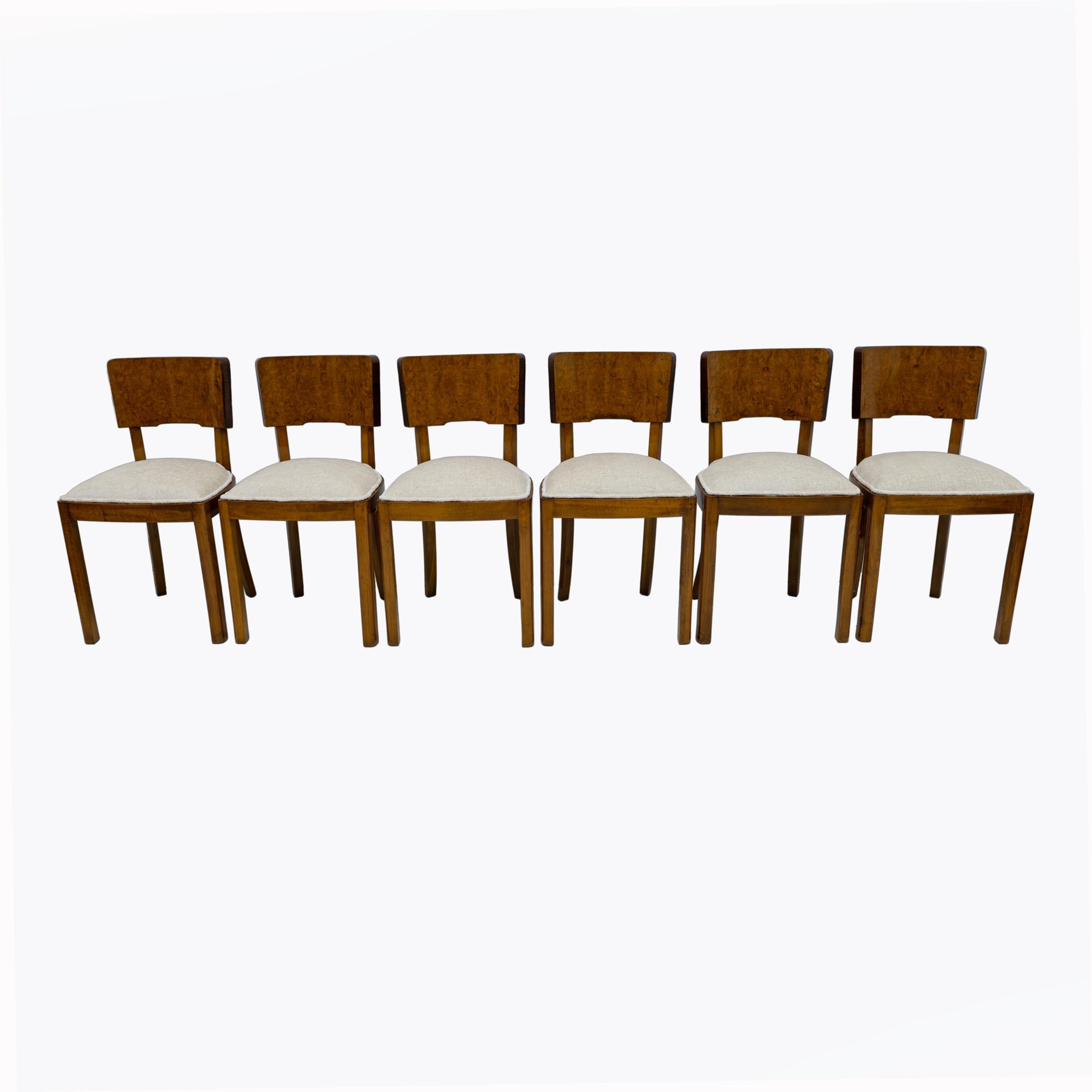 Six of Art Deco Italian Walnut Dining Chairs, 1930s In Good Condition For Sale In Puglia, Puglia