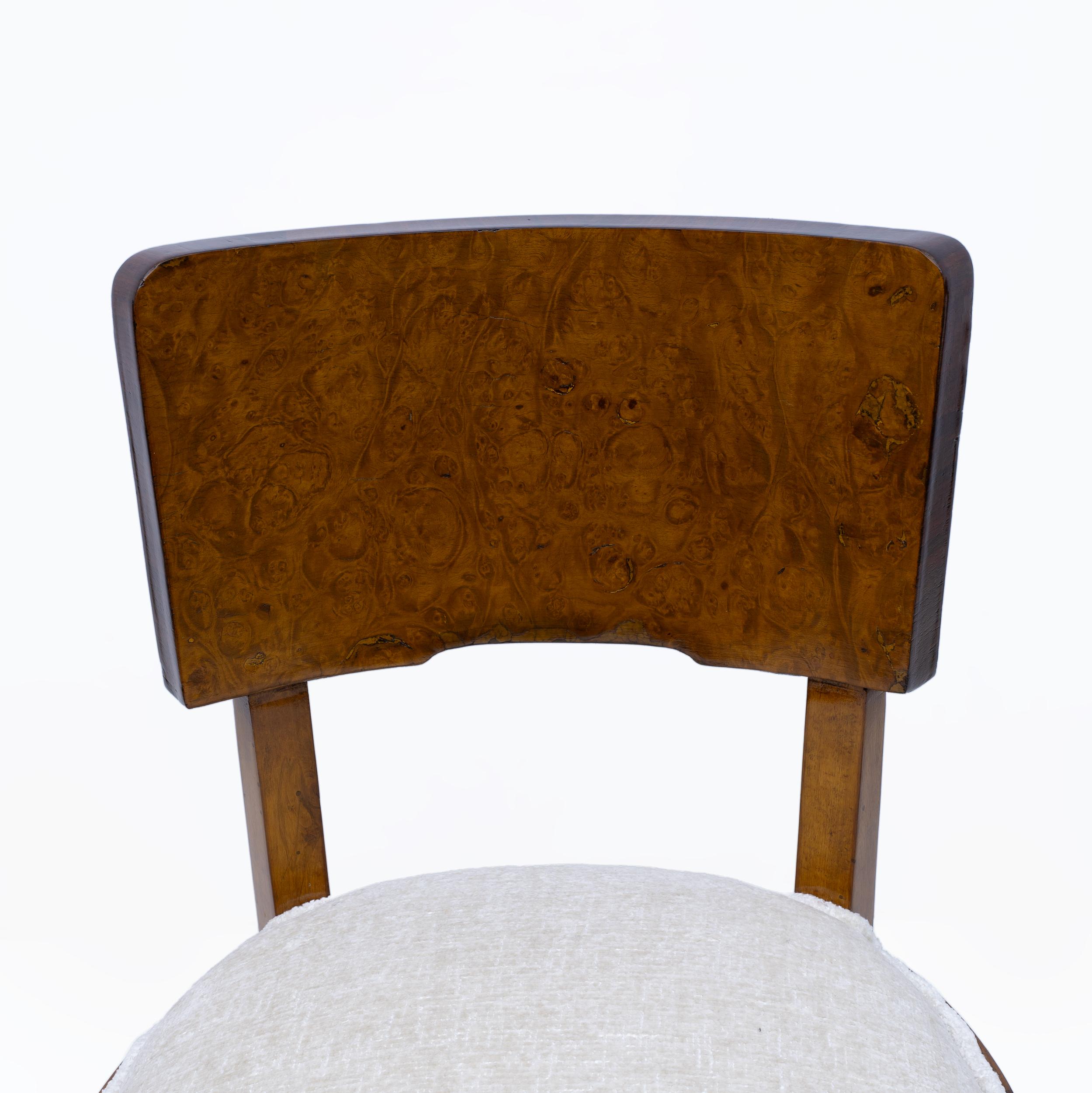 Six of Art Deco Italian Walnut Dining Chairs, 1930s For Sale 1