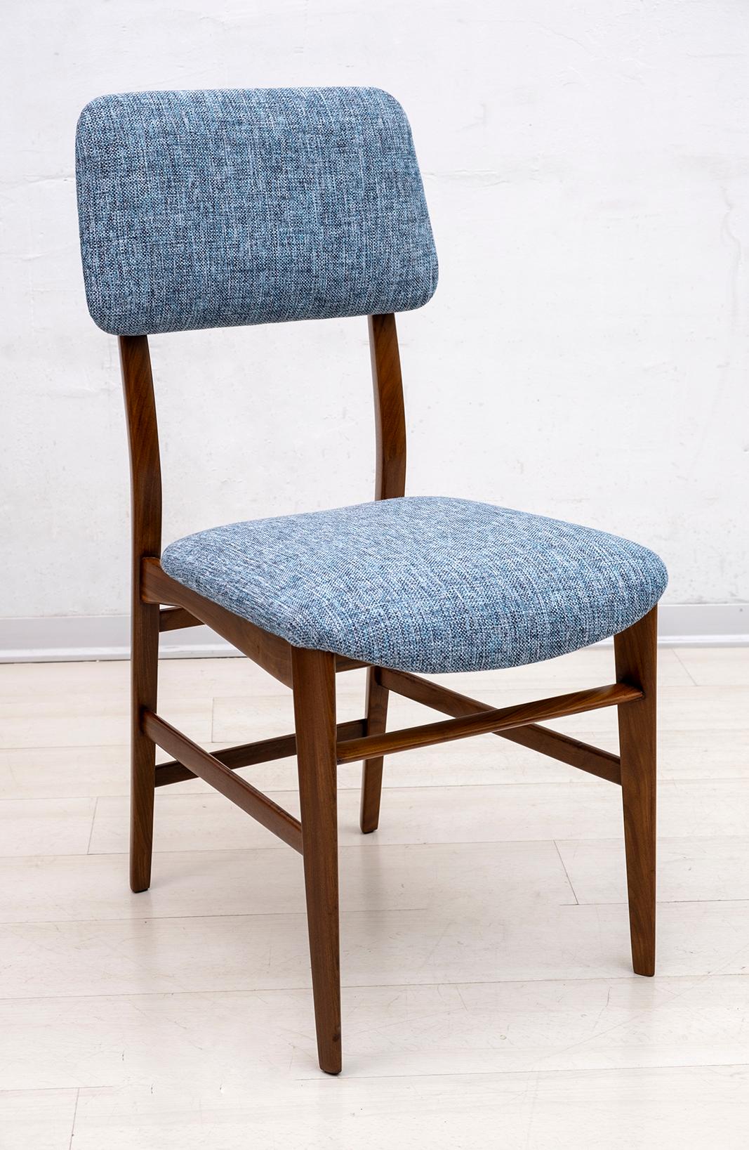 Six beautiful chairs designed by Edmondo Palutari for Dassi, the chairs are in teak and have been restored and covered with a new hemp fabric, similar to the original, Italy, 1950s.
