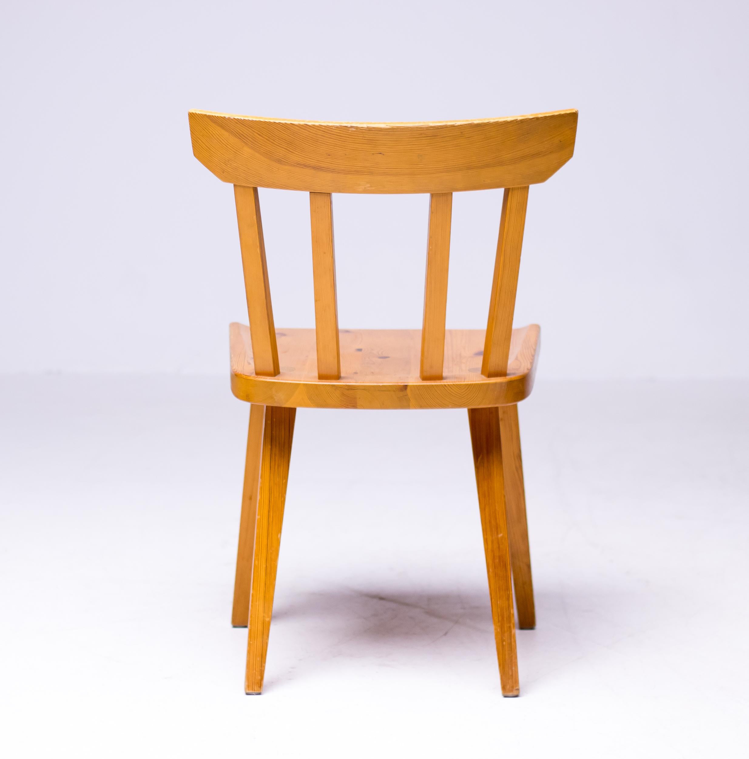 Six Oregon Pine Side Chairs by Roland Wilhelmsson For Sale 2