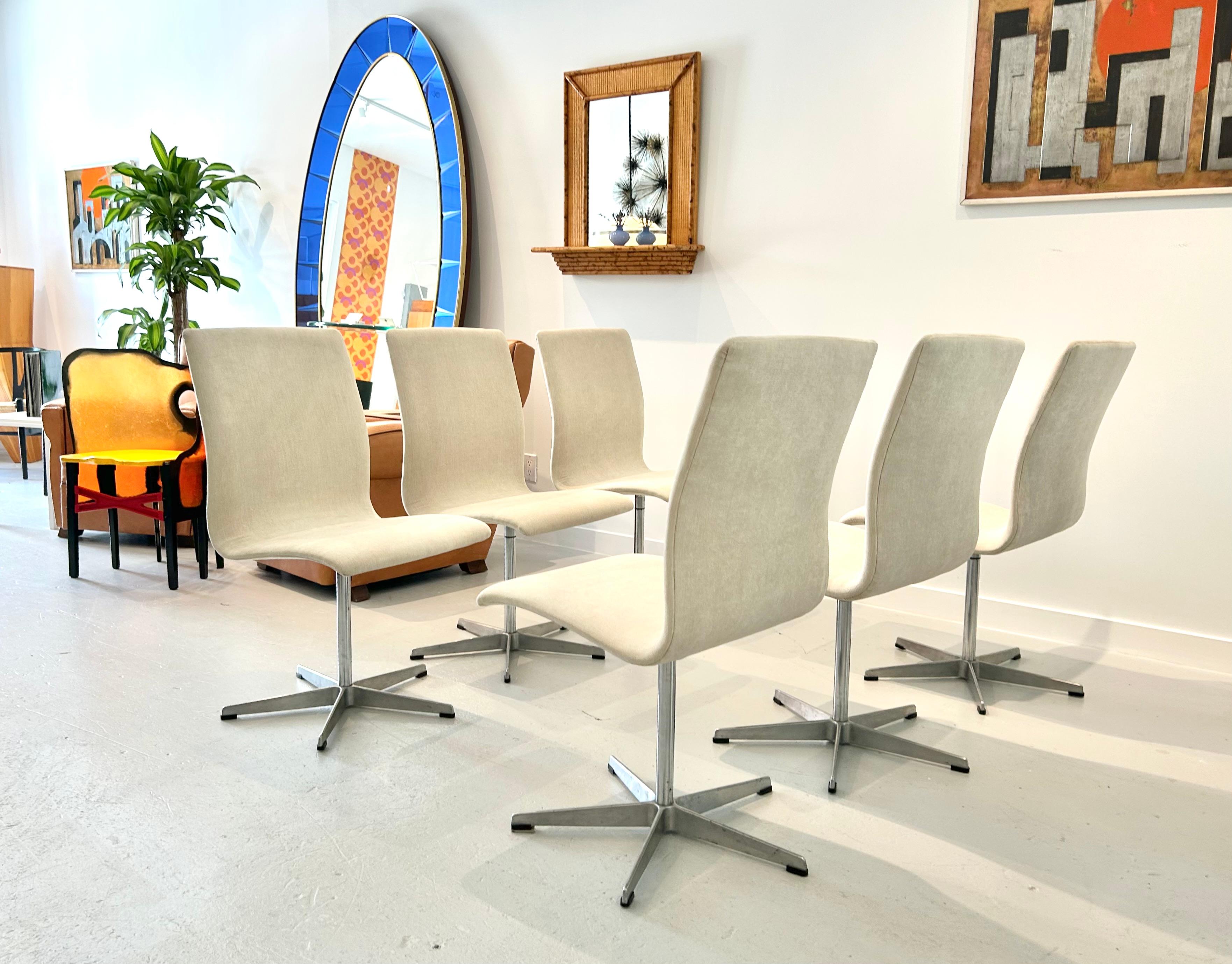 Sechs Oxford-Stühle von Arne Jacobsen für Fritz Hansen im Angebot 7