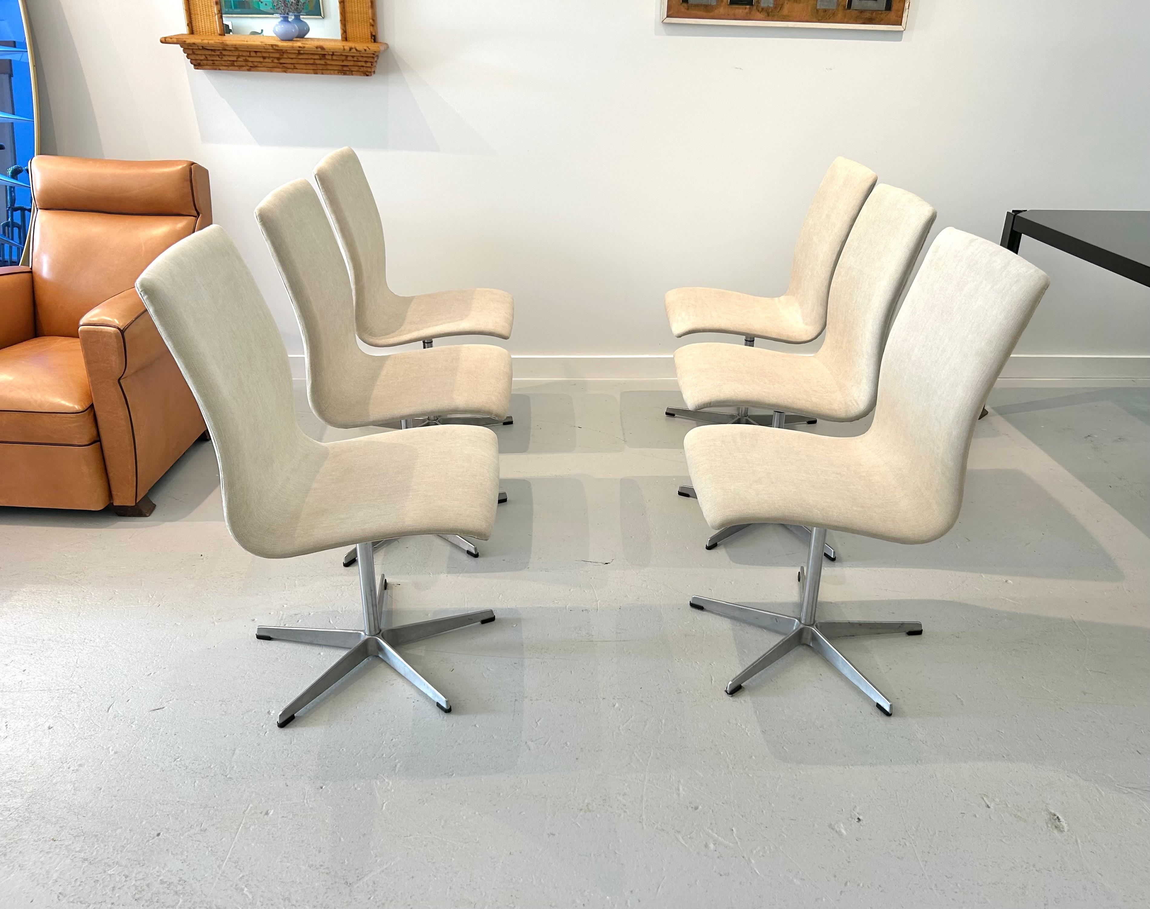 Sechs Oxford-Stühle von Arne Jacobsen für Fritz Hansen im Angebot 12