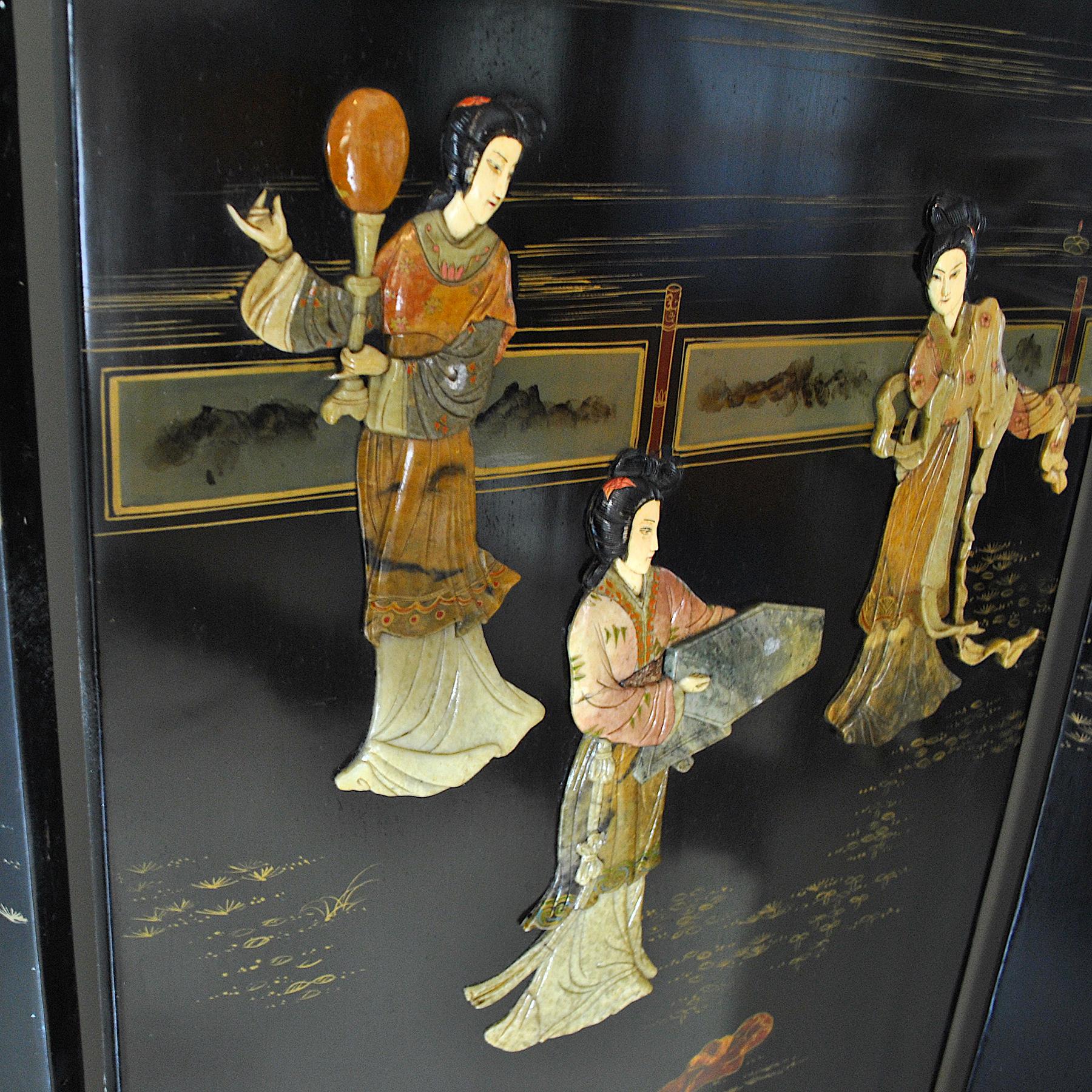 Six-Panel Chinese lacquered Screen , 19th Century In Good Condition In bari, IT