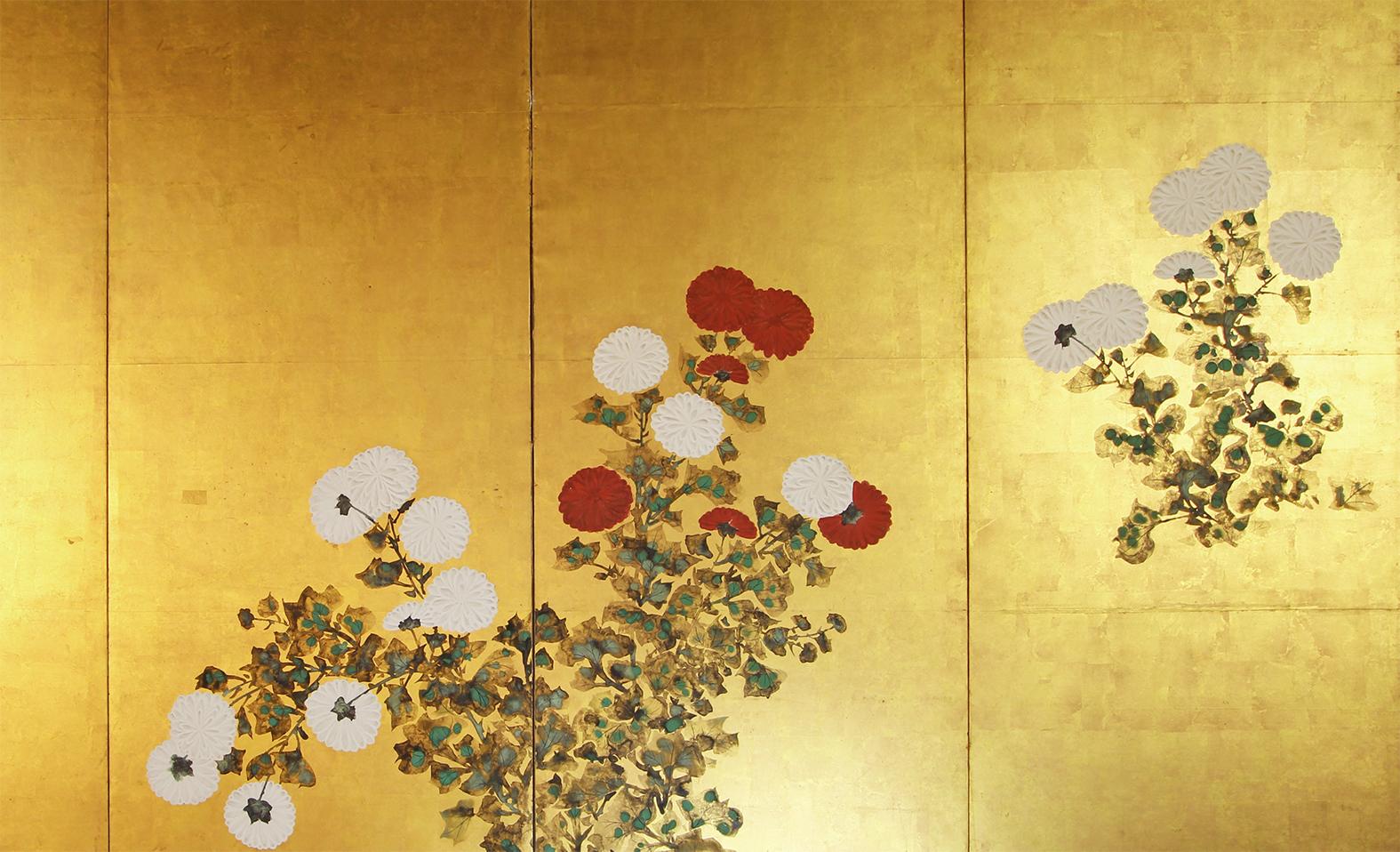 Japonais Paravent japonais à six panneaux sur feuille d'or printemps en vente