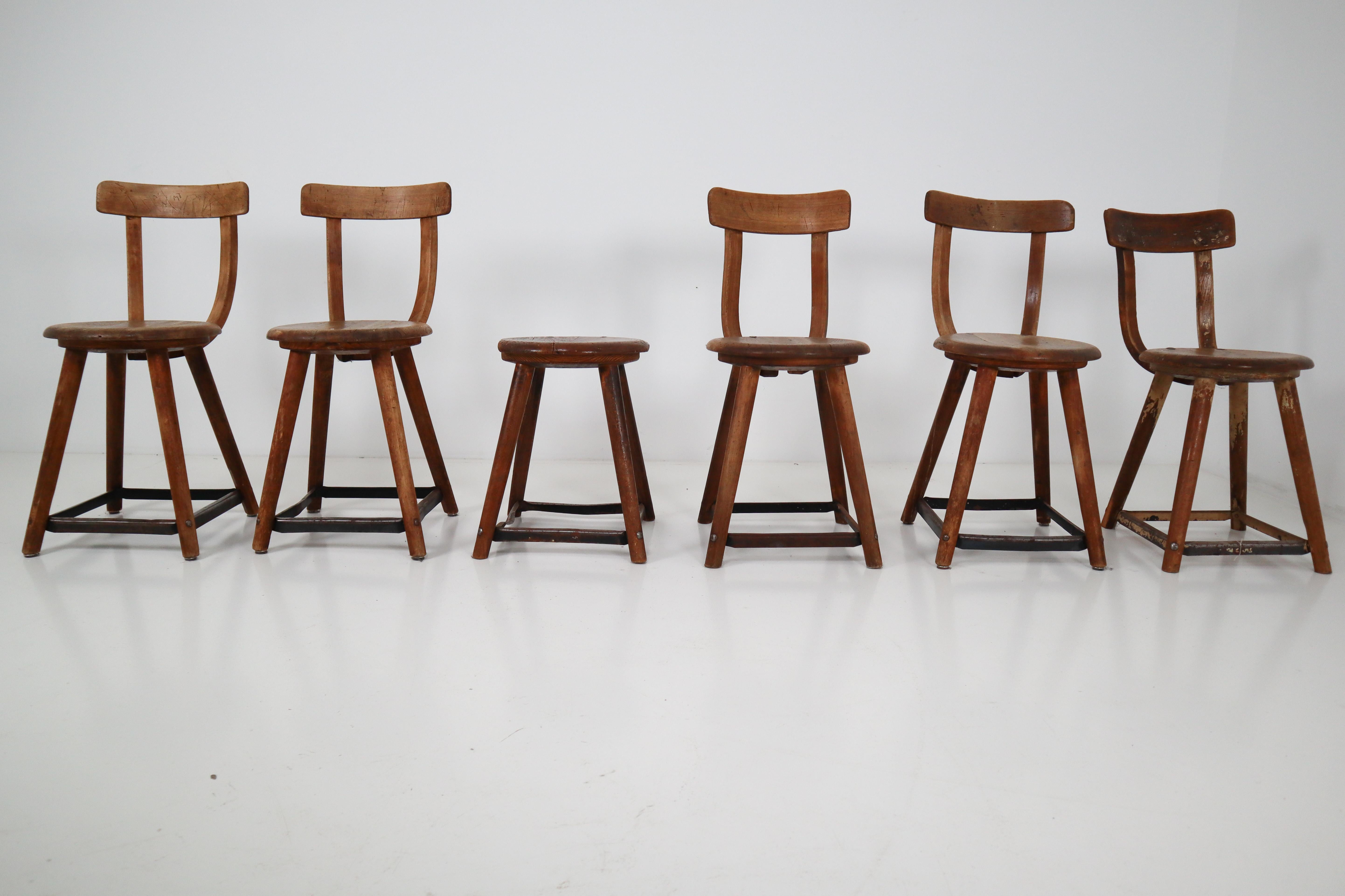 Six patinated wooden industrial Bauhaus chairs, Germany, 1930s. Good condition and a amazing patina!