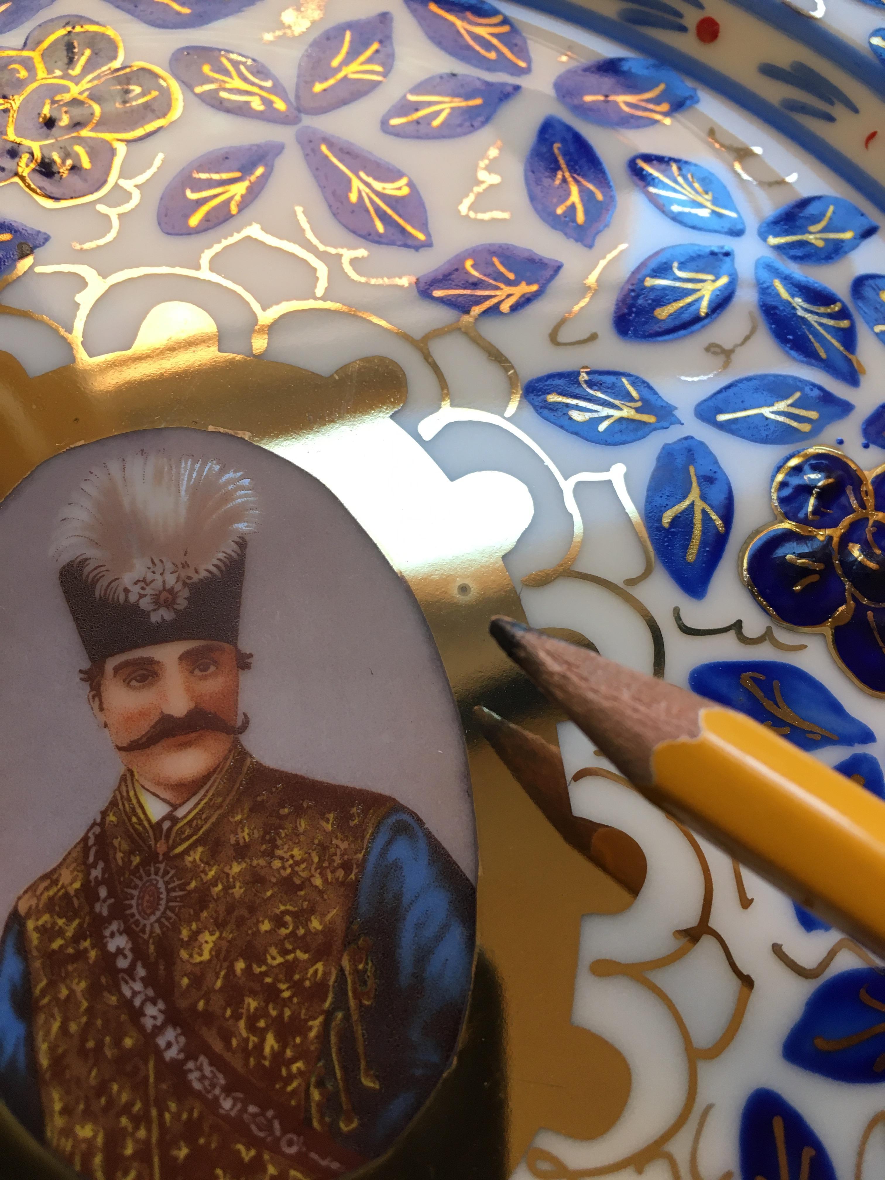 Six Persian Market Porcelain Dinner Plates Gilt Portrait Nasr Al Din Shah Qajar 3