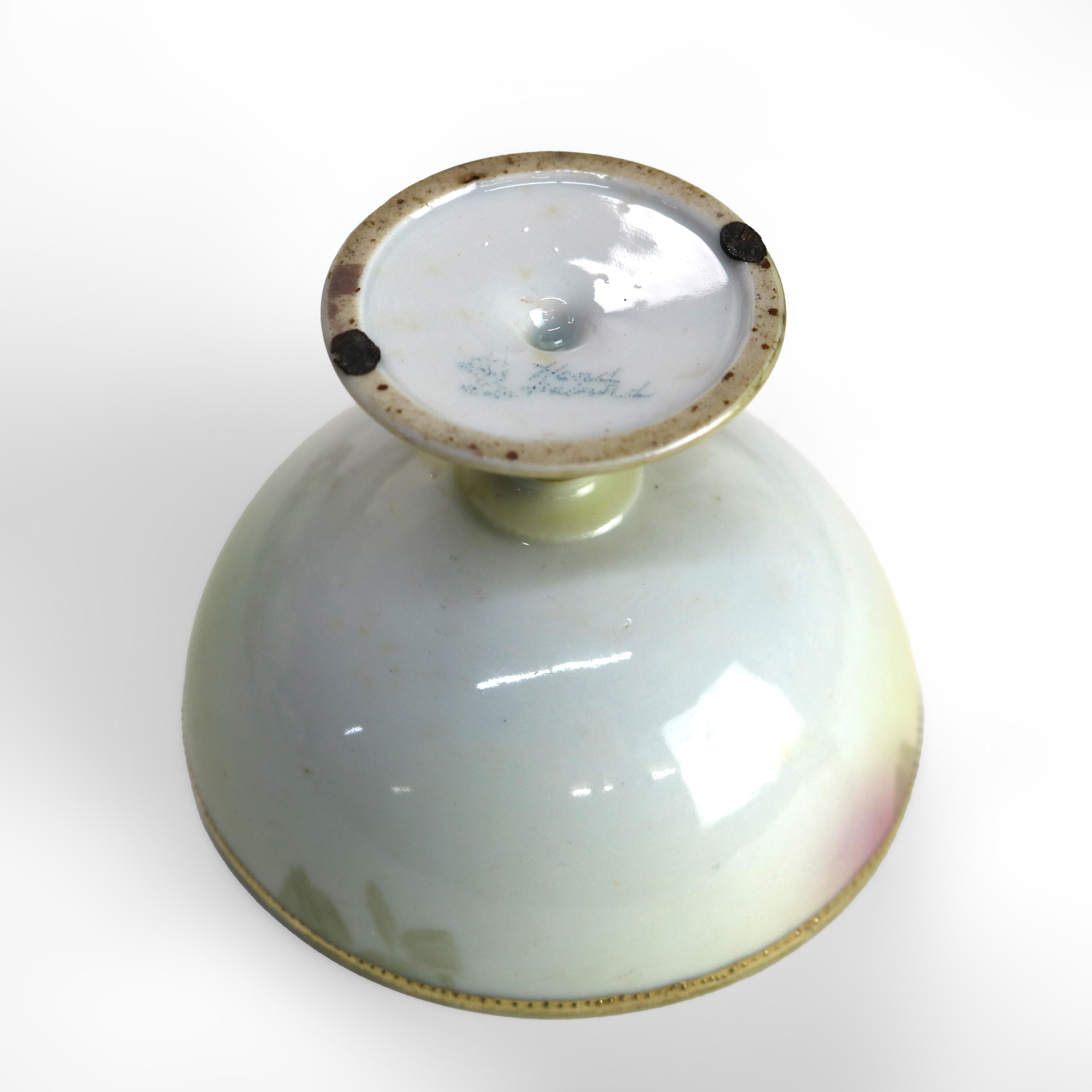 20ième siècle Ensemble ancien de six bols à baies en porcelaine de Nippon peint à la main, à motifs floraux et dorés en vente