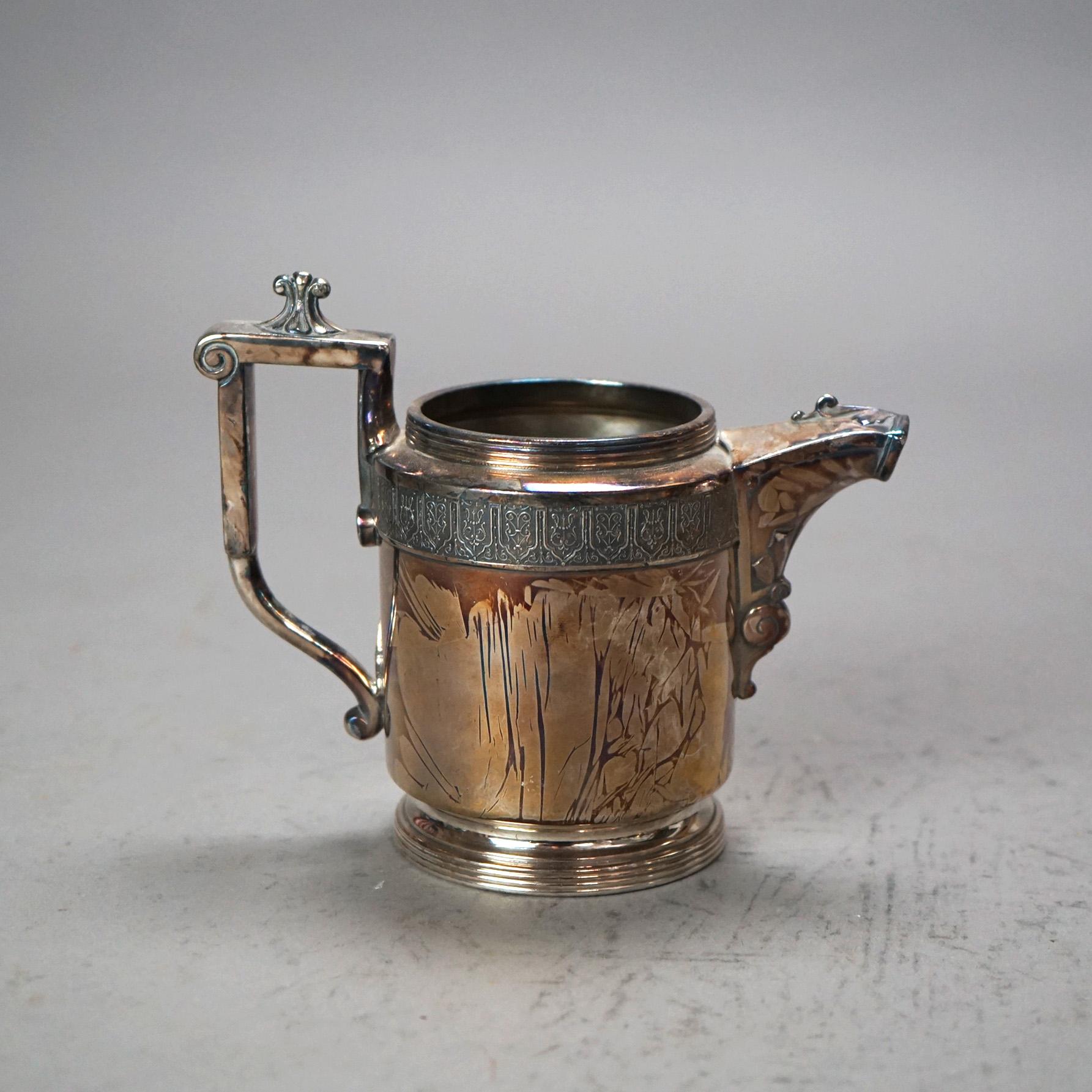 Set da tè antico da sei pezzi placcato in argento e inciso C1890 in vendita 1