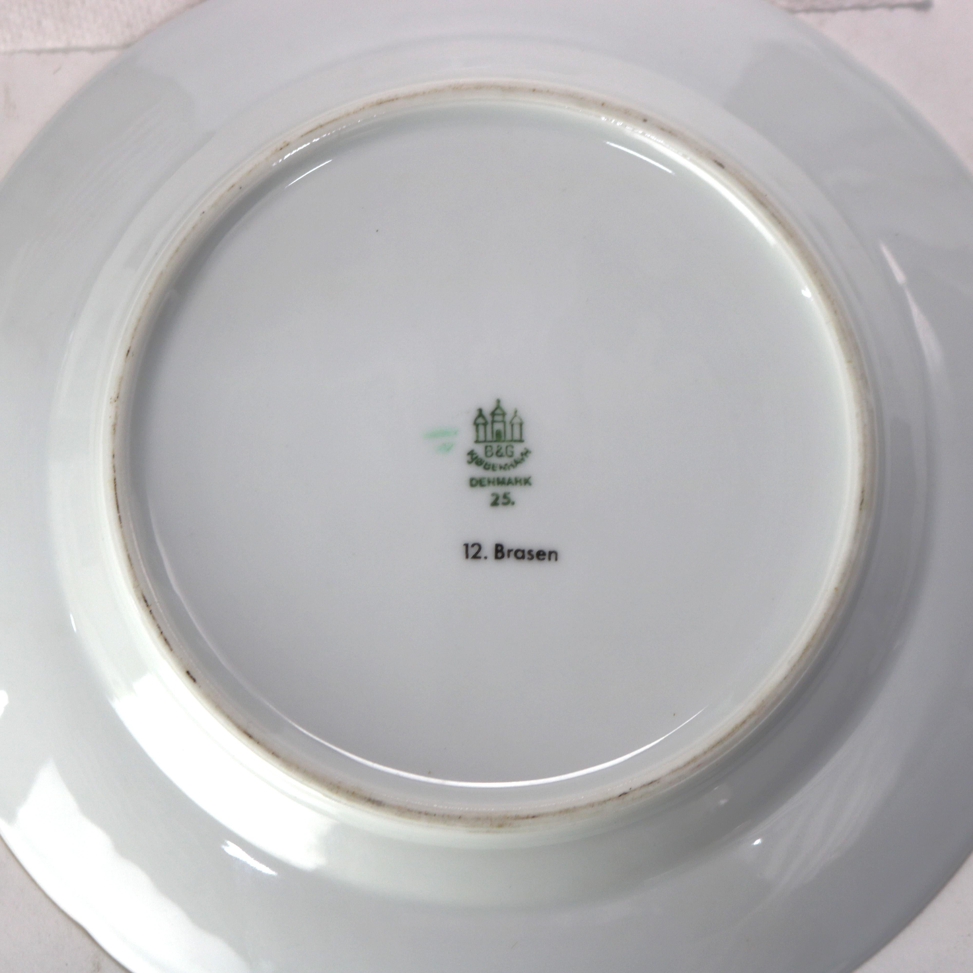 Porcelaine Six Pieces Anciennes assiettes en porcelaine Bing & Grondahl avec motif de poisson C1920 en vente