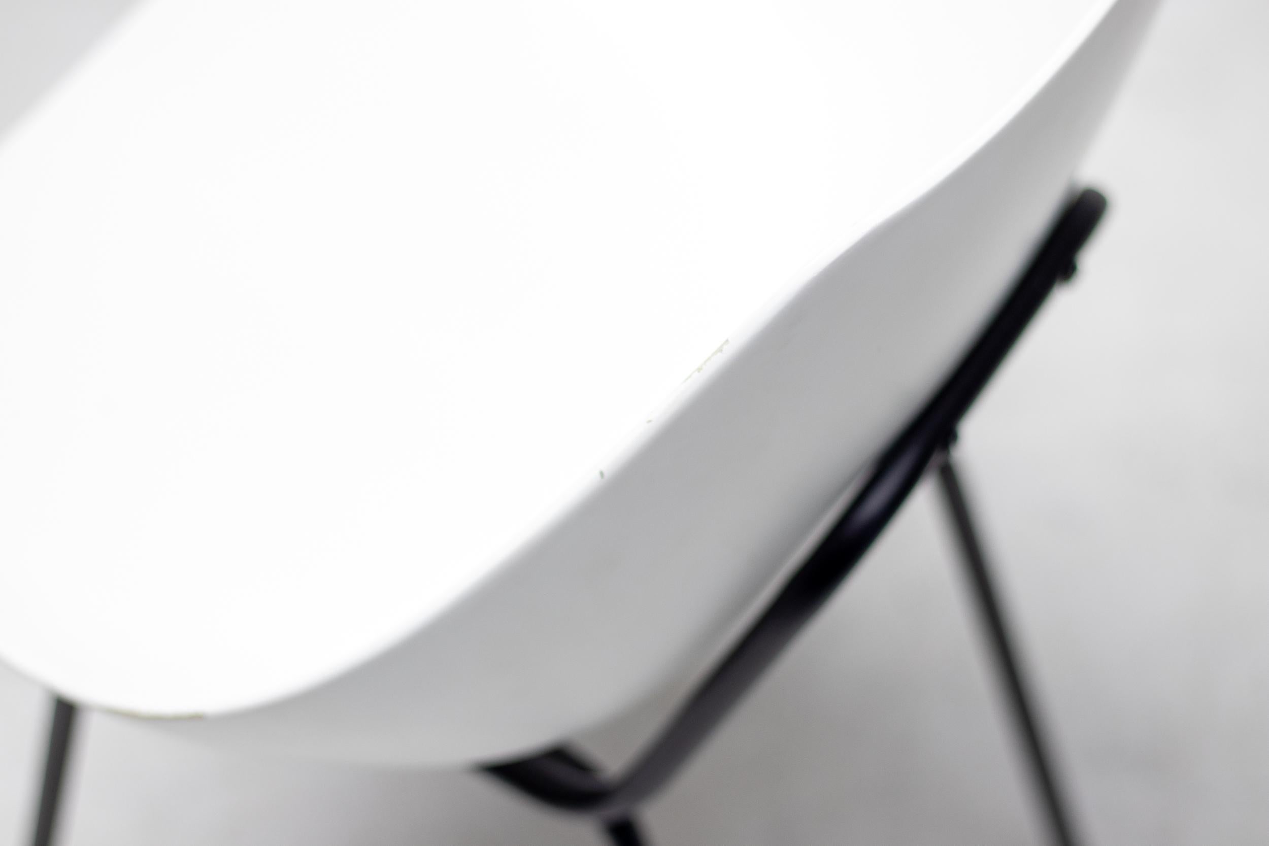 Mid-20th Century Six Pierre Guariche Coquillage Chairs For Sale