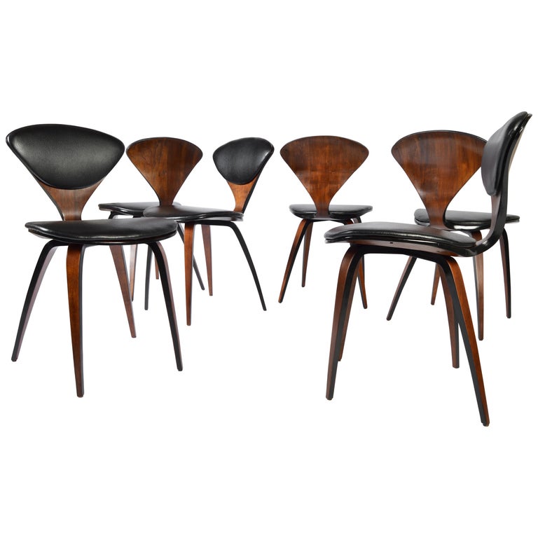 Six Pretzel Chairs By Norman Cherner For Plycraft 1965
