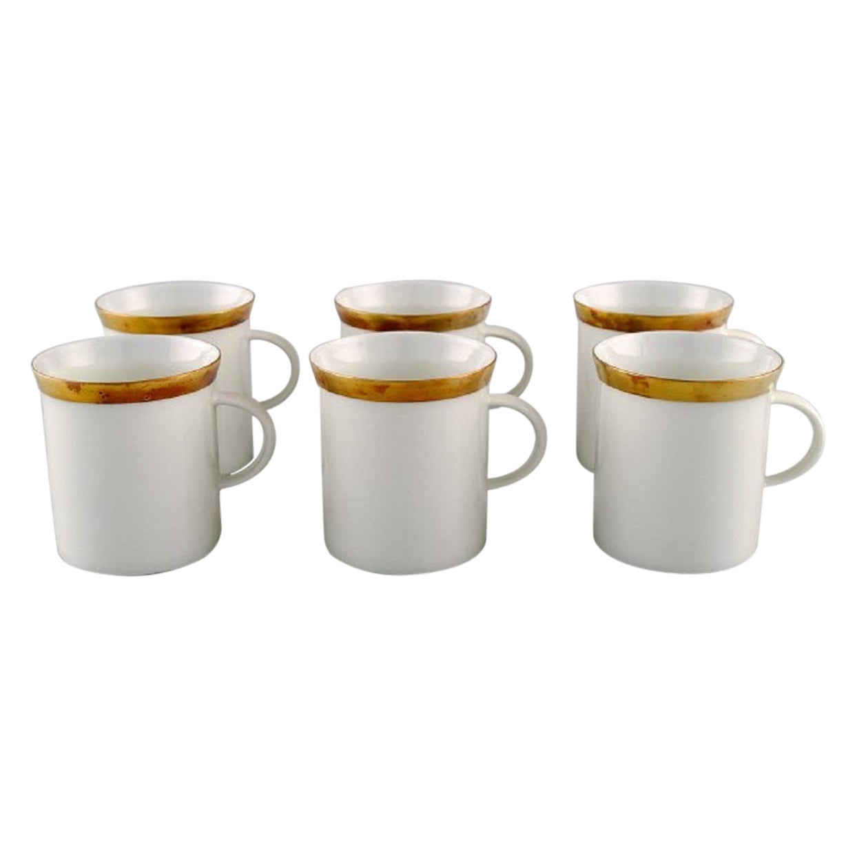 Sei tazze da caffè Rosenthal Berlin in porcellana con bordo dorato, metà del XX secolo.