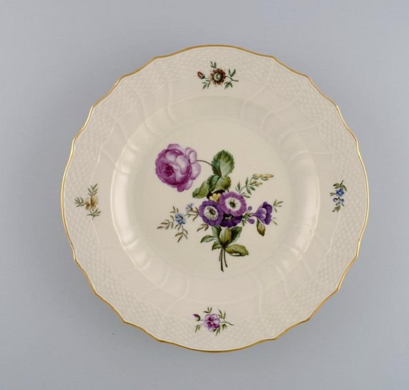 Danish Six Royal Copenhagen Frijsenborg Dinner Plates in Hand-Painted Porcelain