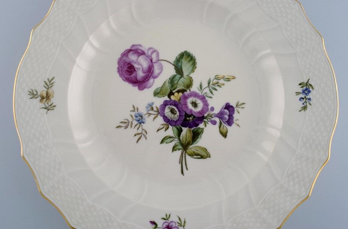 Mid-20th Century Six Royal Copenhagen Frijsenborg Dinner Plates in Hand-Painted Porcelain