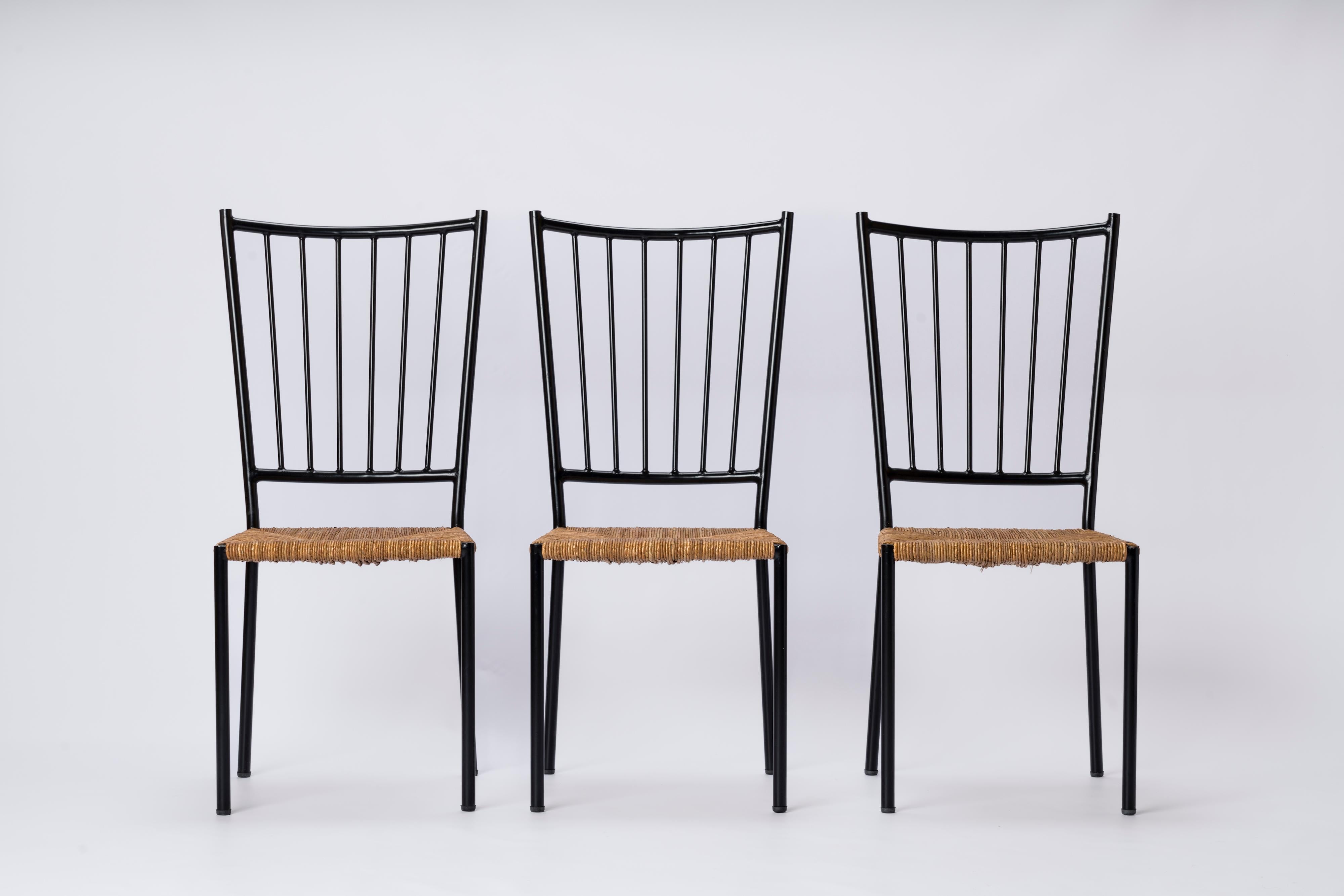 Rare ensemble de six chaises de Colette Gueden. L'emblématique designer français à l'origine des Ateliers 