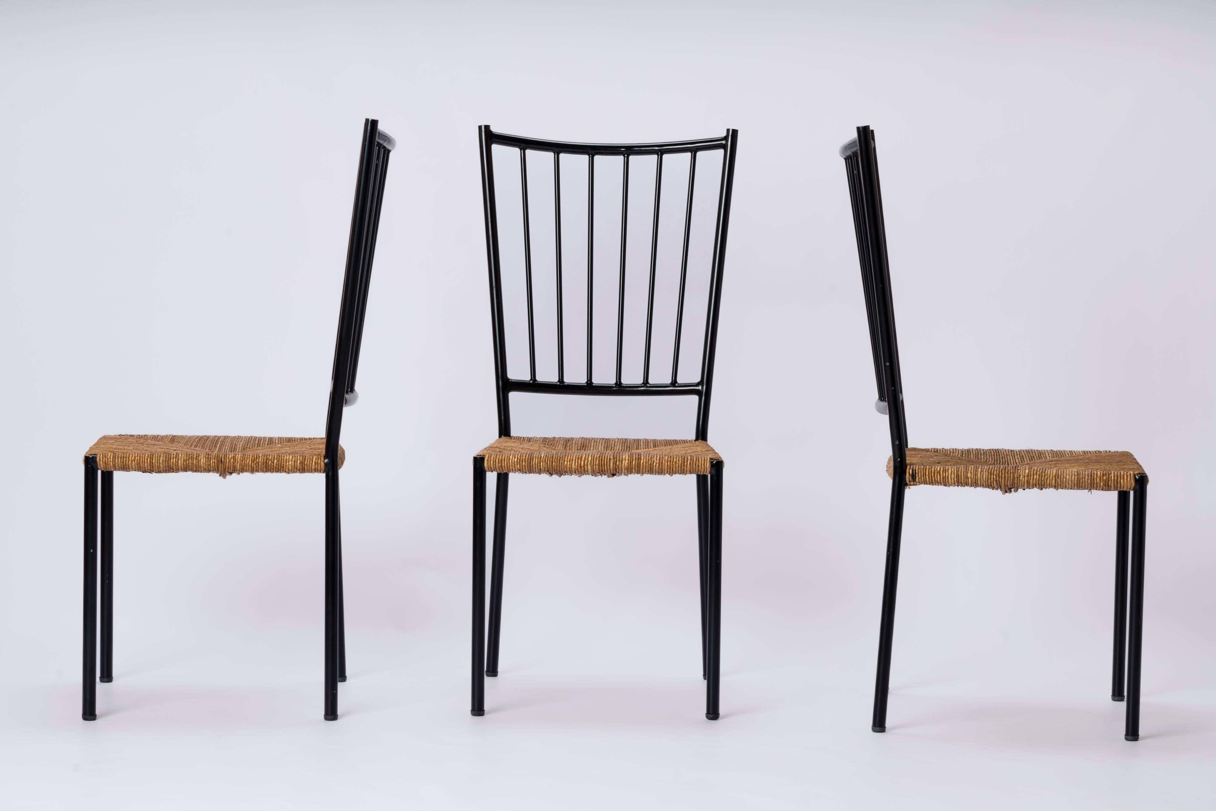 Acier Six chaises en jonc et acier laqué de Colette Gueden, France, années 1950 en vente