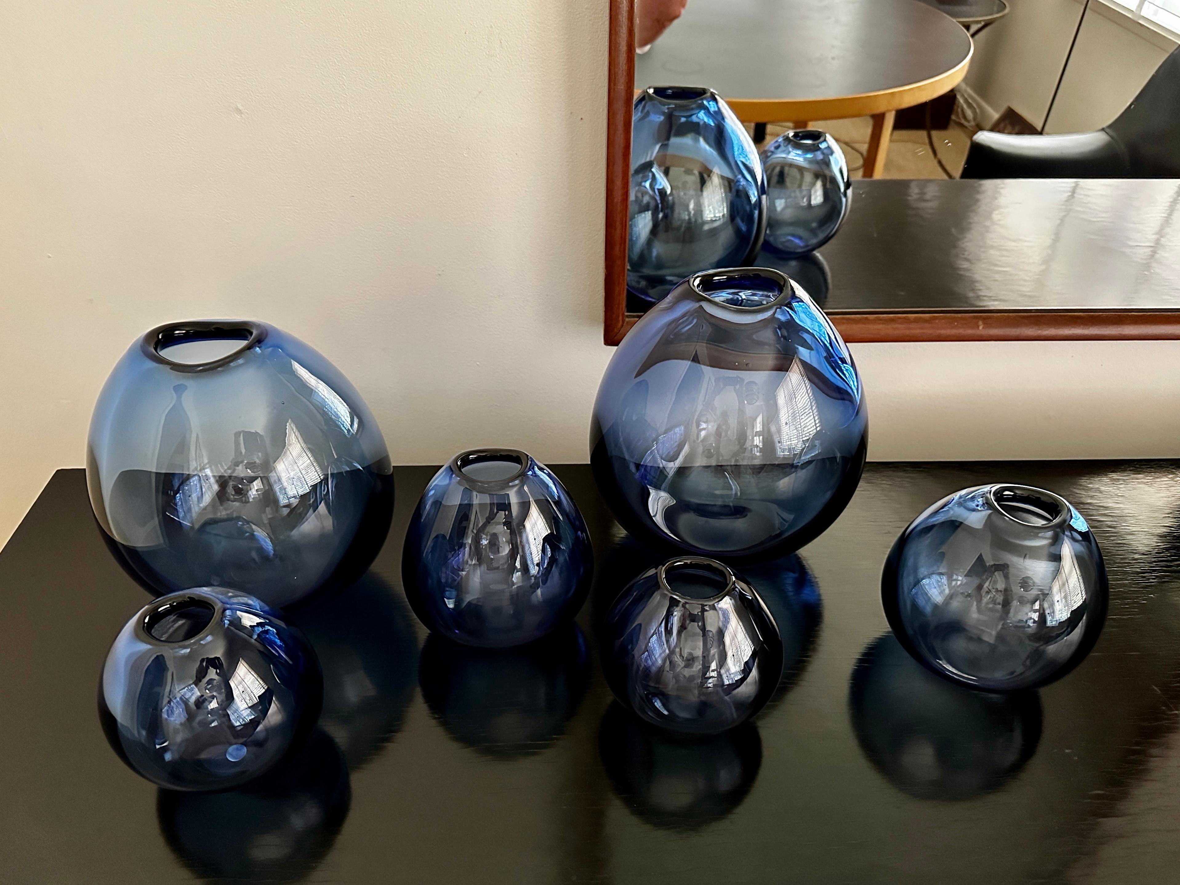 Six Sapphire Blue Per Lütken Designed Drop Vases From Holmegaard For Sale 1