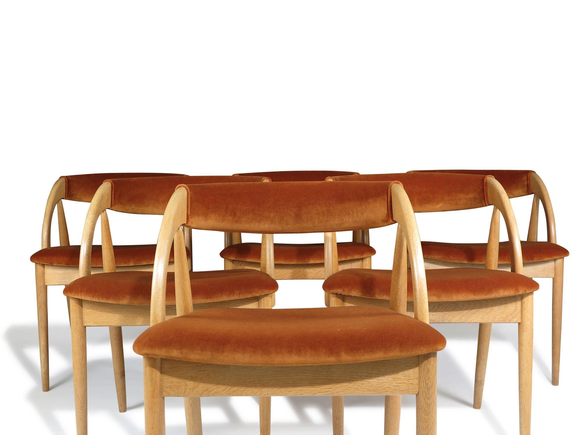 Six Scandinavian White Oak Dining Chairs Upholstered in Orange Velvet For Sale 4