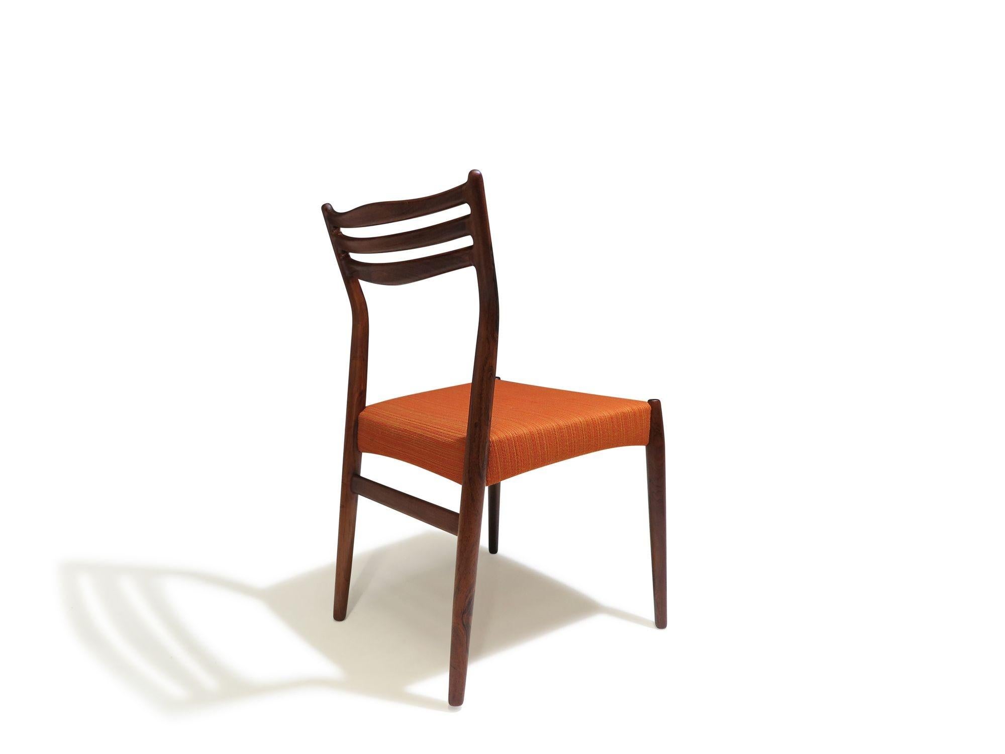 Huilé Six chaises de salle à manger sculpturales en palissandre Arne Vodder, Danemark, 1955 en vente