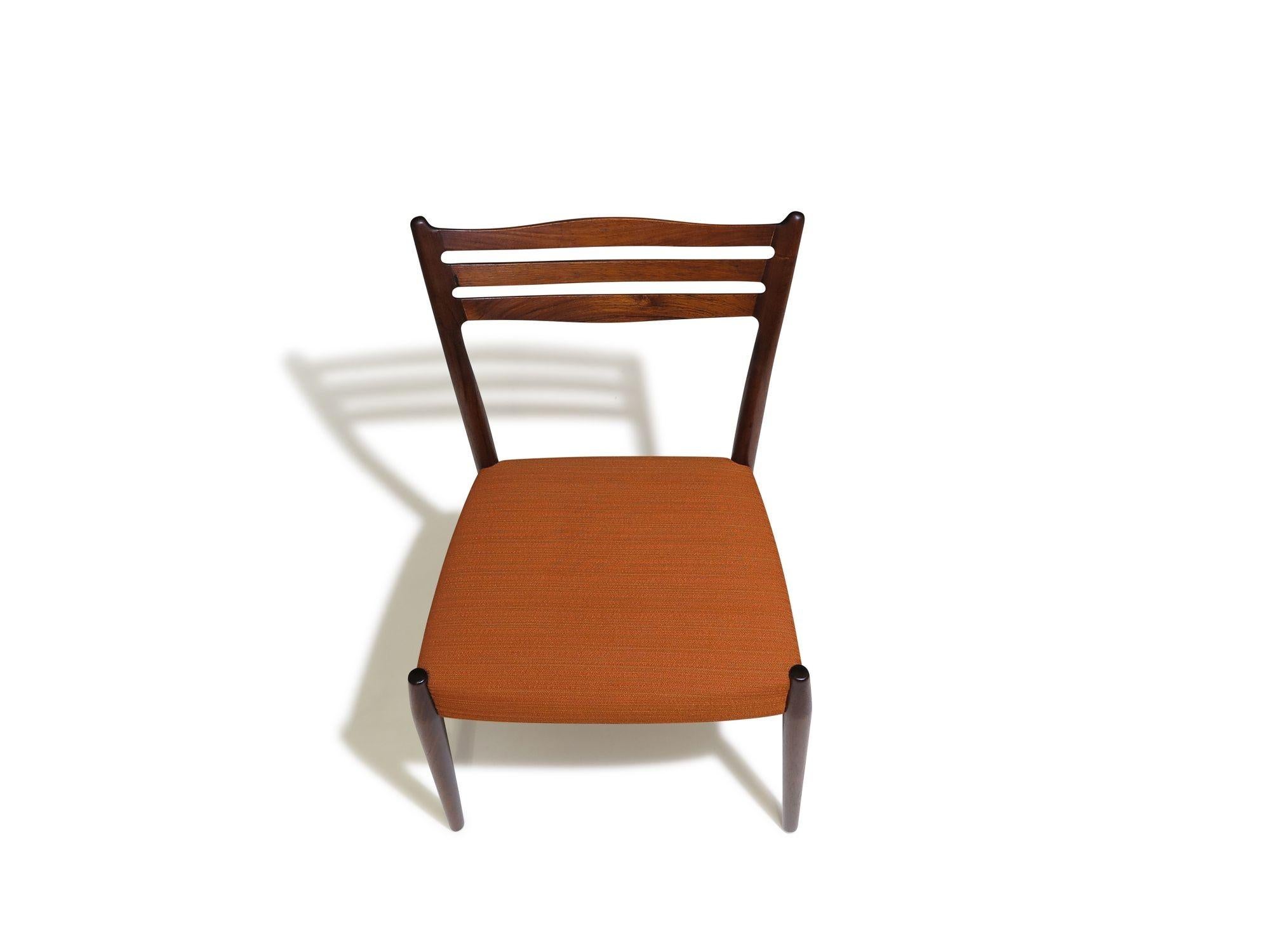 20ième siècle Six chaises de salle à manger sculpturales en palissandre Arne Vodder, Danemark, 1955 en vente