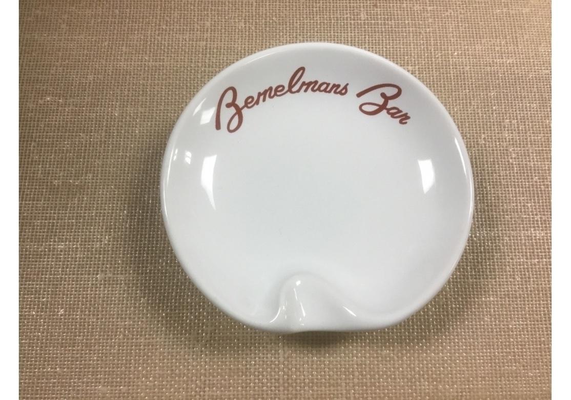 Set of Four Bemelmans Bar Ashtrays Carlyle Hotel In Good Condition For Sale In Bridgeport, CT