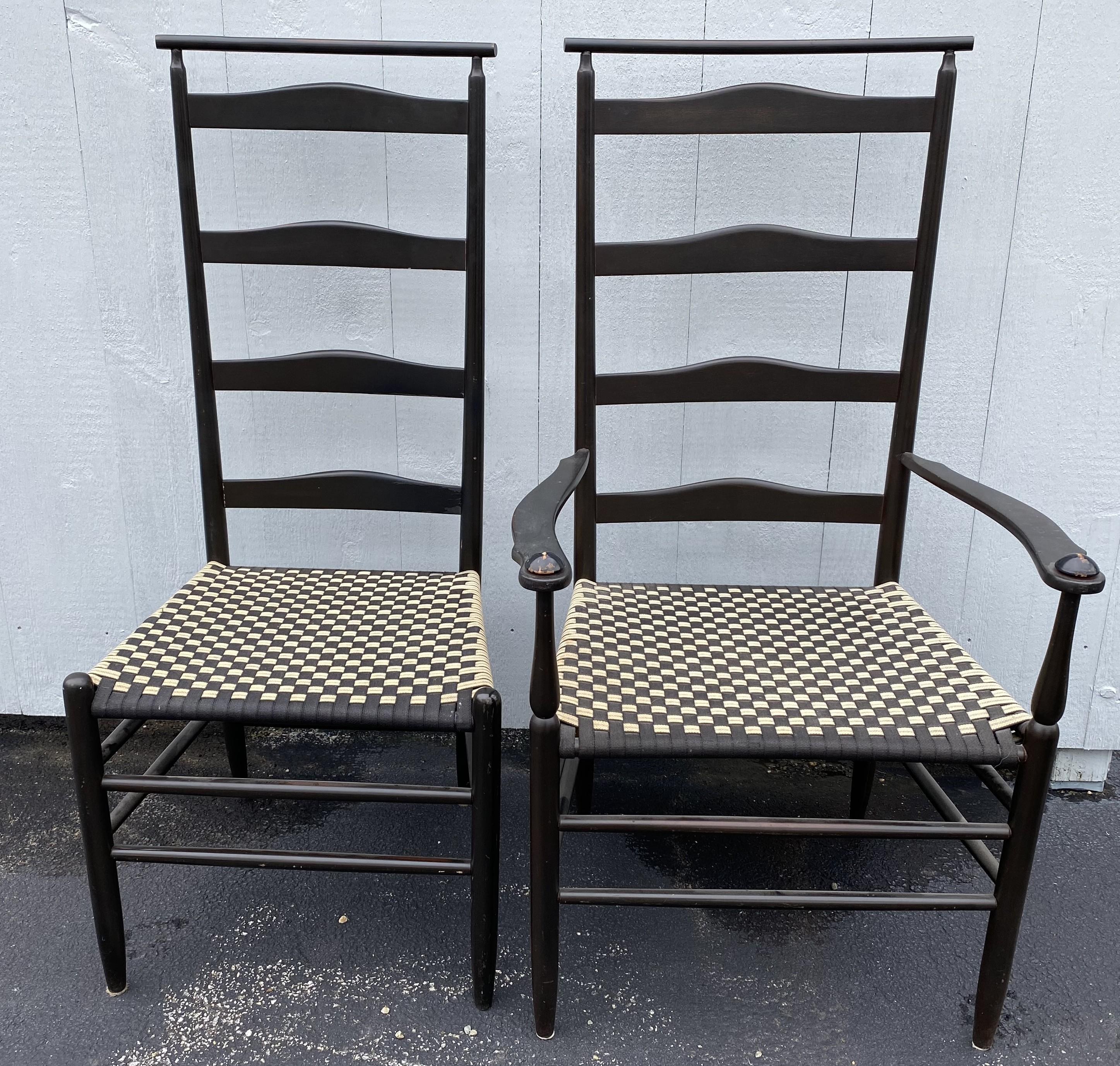 Sechs Shaker Style Ebonized Slat Back Esszimmerstühle mit Shawl Rail & Woven Sitze (amerikanisch) im Angebot