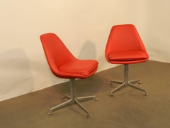 six sièges pivotants vintage , fonte d'aluminium circa 1960-1970