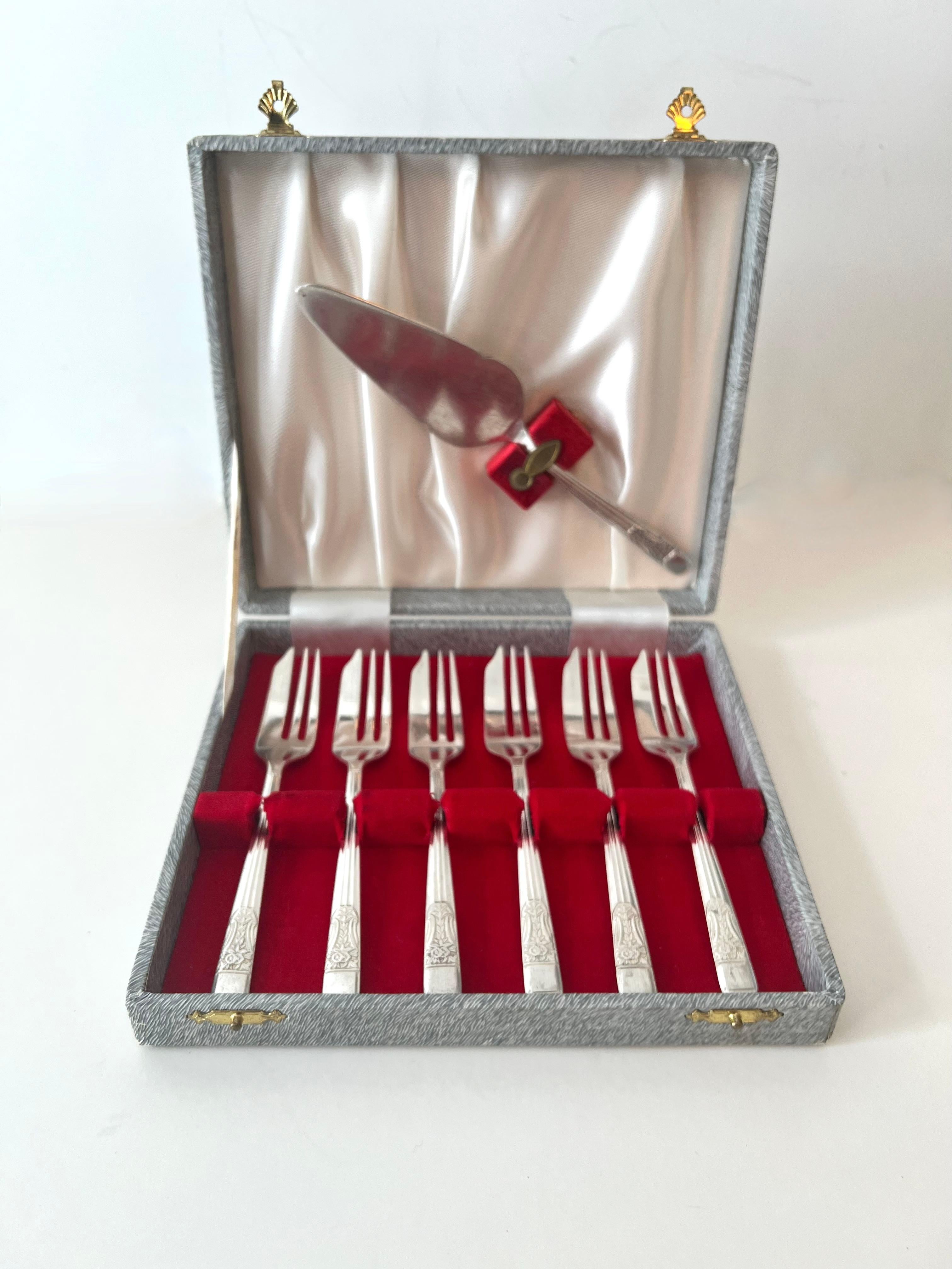 Polished Six Silver Plate Dessert Forks with Server in Box For Sale