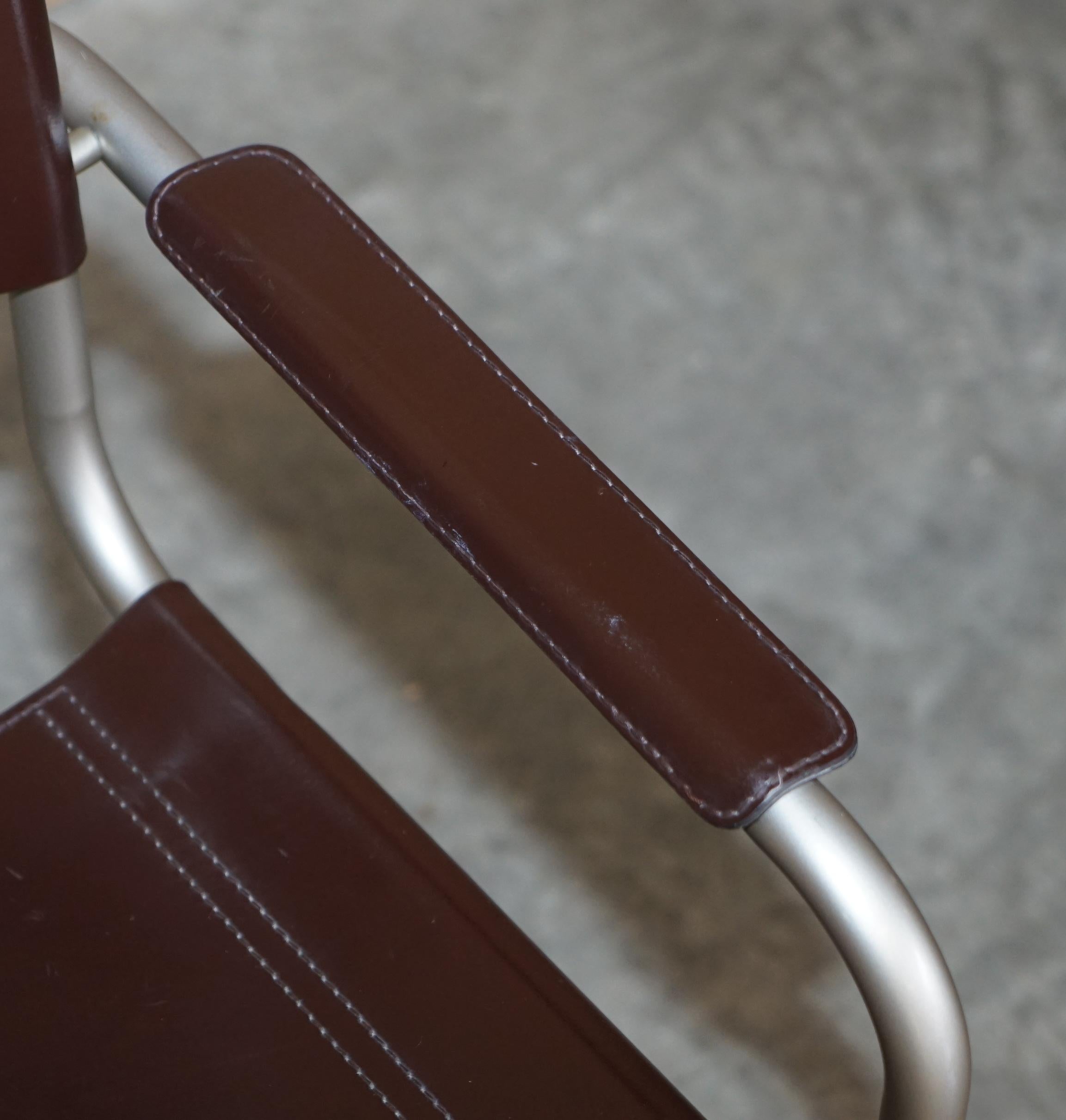Six fauteuils en cuir estampillés S33 Mart Stam 1-06G Marcel Breuer fabriqués en Italie en vente 1