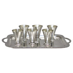 Sechs Gorham-Cocktailbecher aus Sterlingsilber  und ein Tablett aus Sterlingsilber