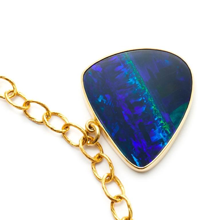 Women's Susan Lister Locke Six Stone 84.88 Carat Opal Necklace For Sale