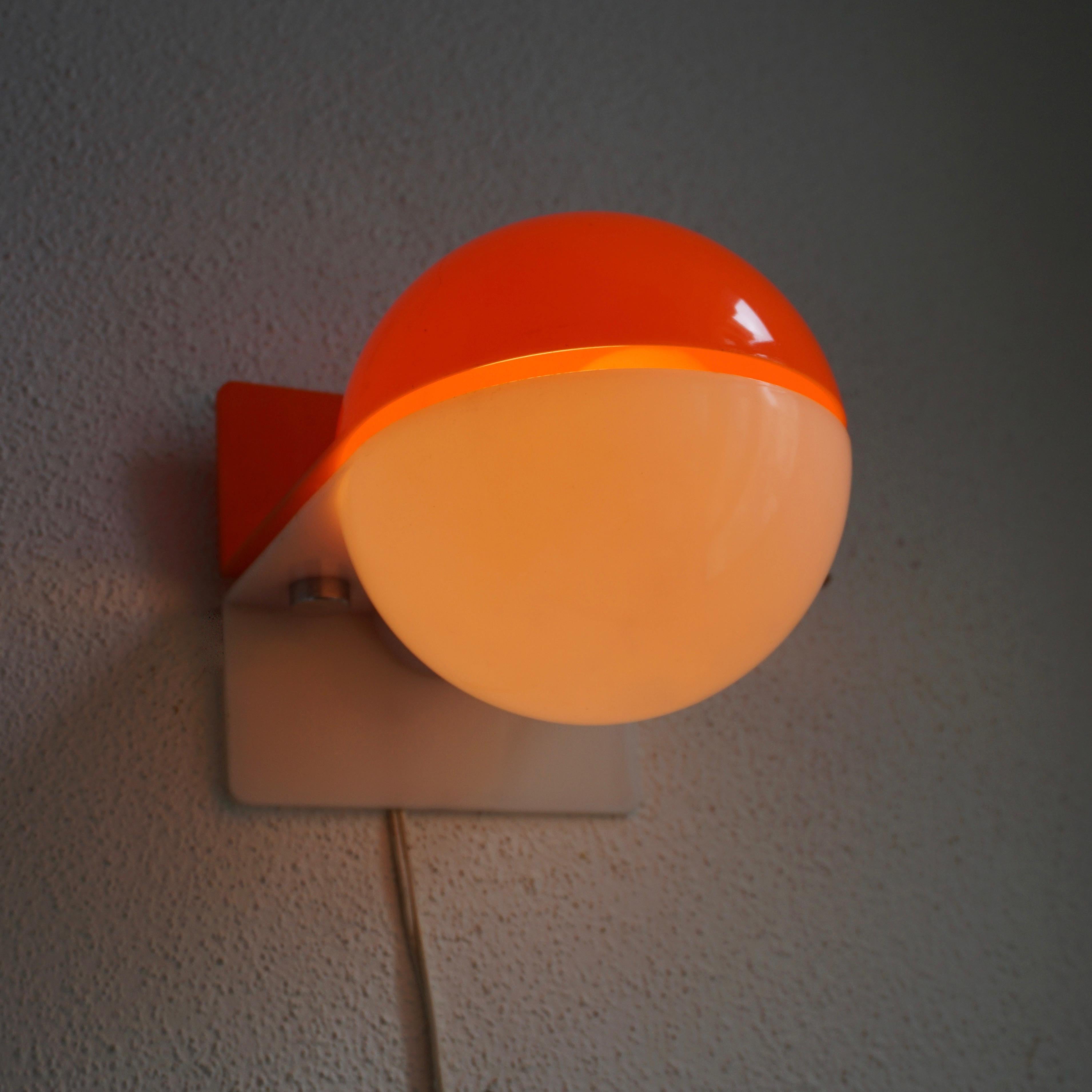 One of Six Table or Wall Lamps by Guzzini For Sale 2