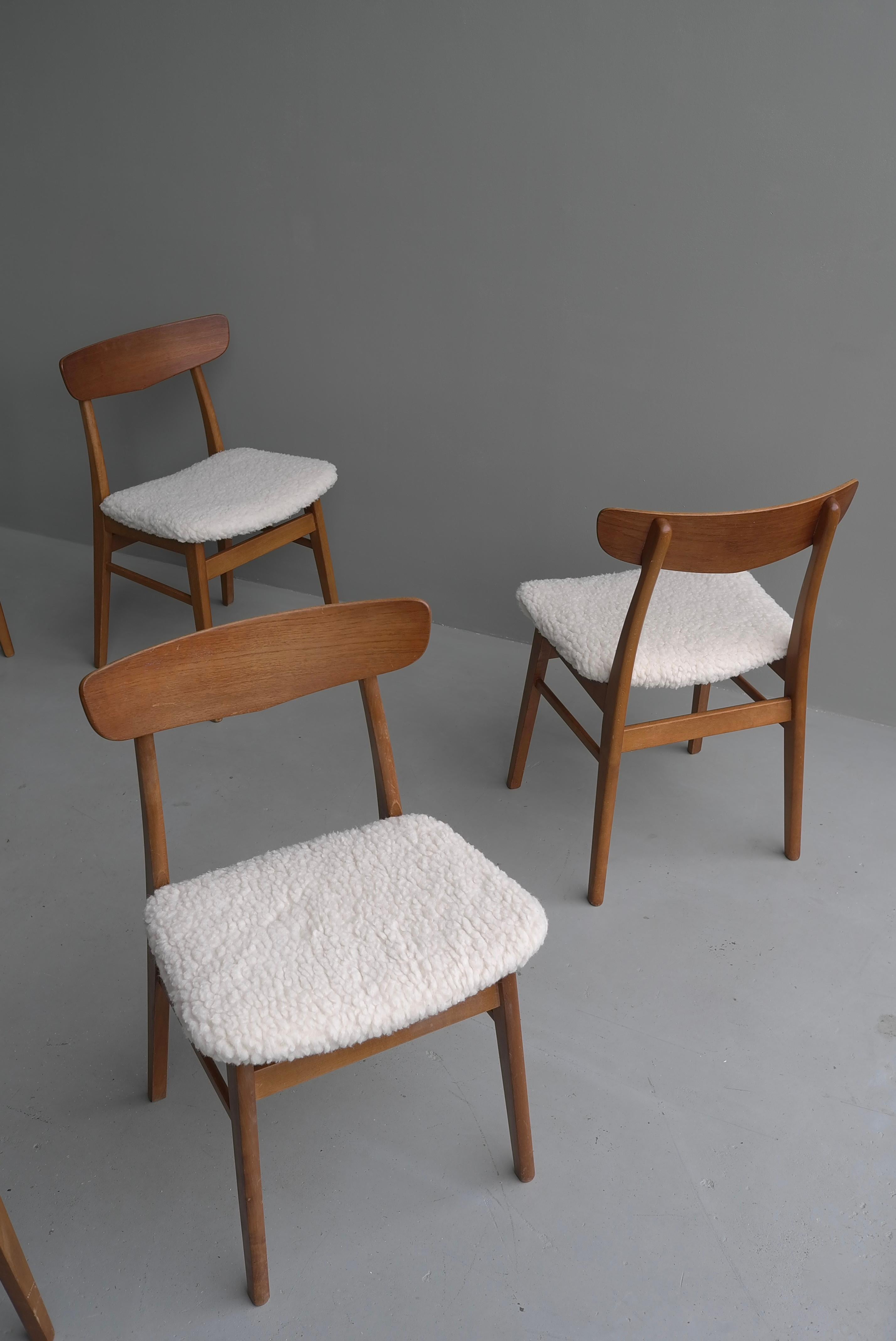 Six Teak Danish Heart Chairs with Seats in Pure Merino Wool, by Farstrup Møbler 7