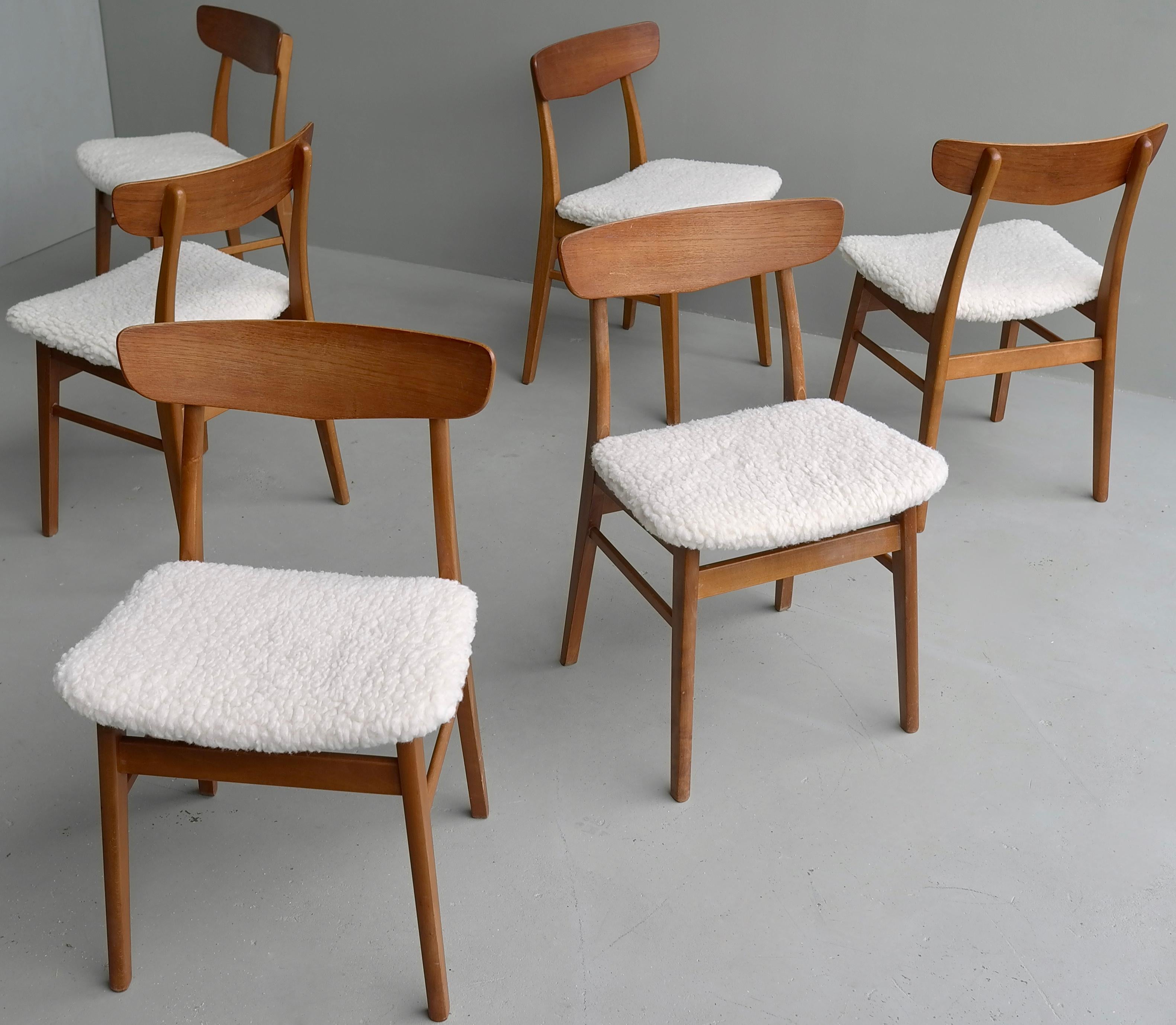 Six Teak Danish Heart Chairs with Seats in Pure Merino Wool, by Farstrup Møbler 13