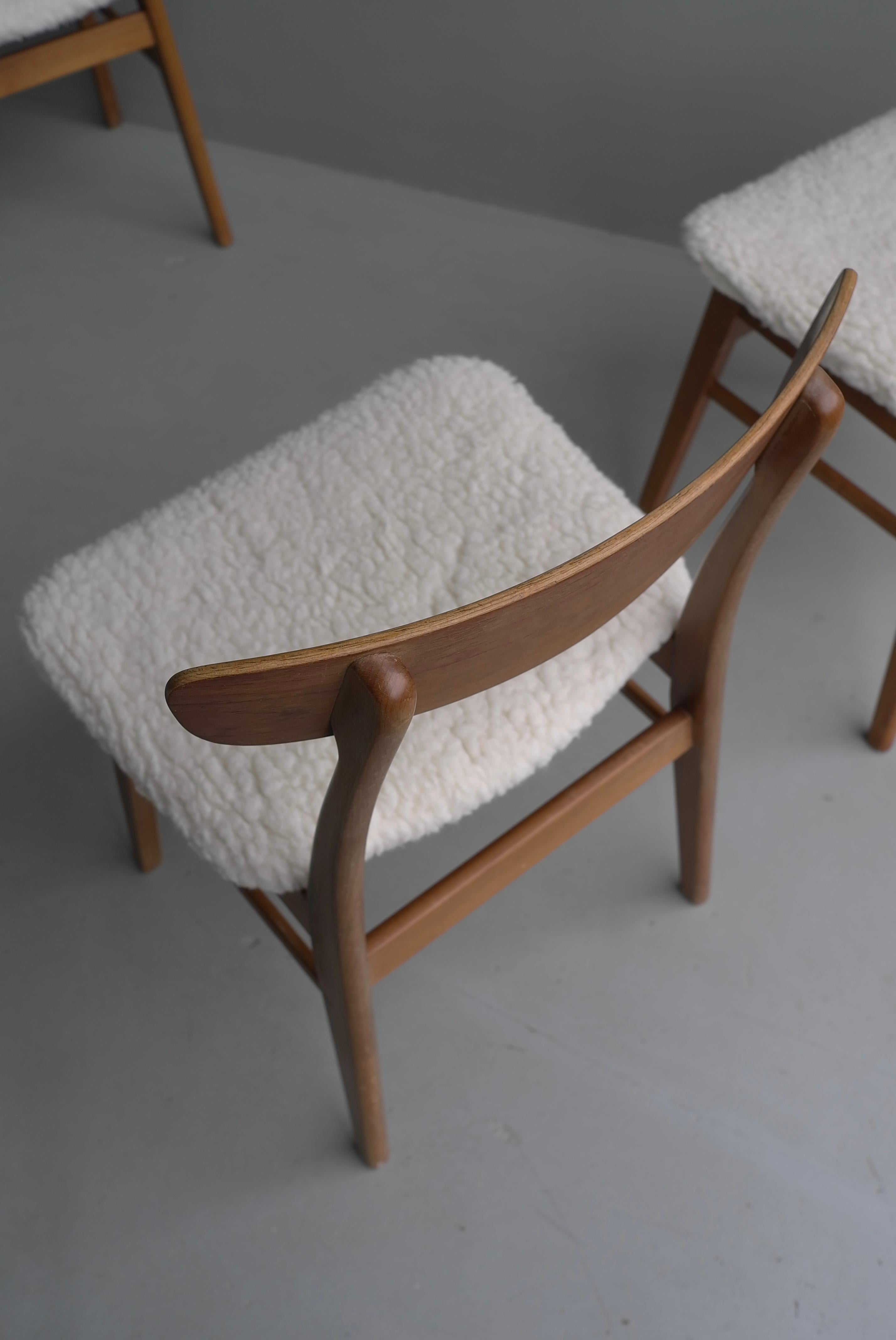 Six Teak Danish Heart Chairs with Seats in Pure Merino Wool, by Farstrup Møbler 1