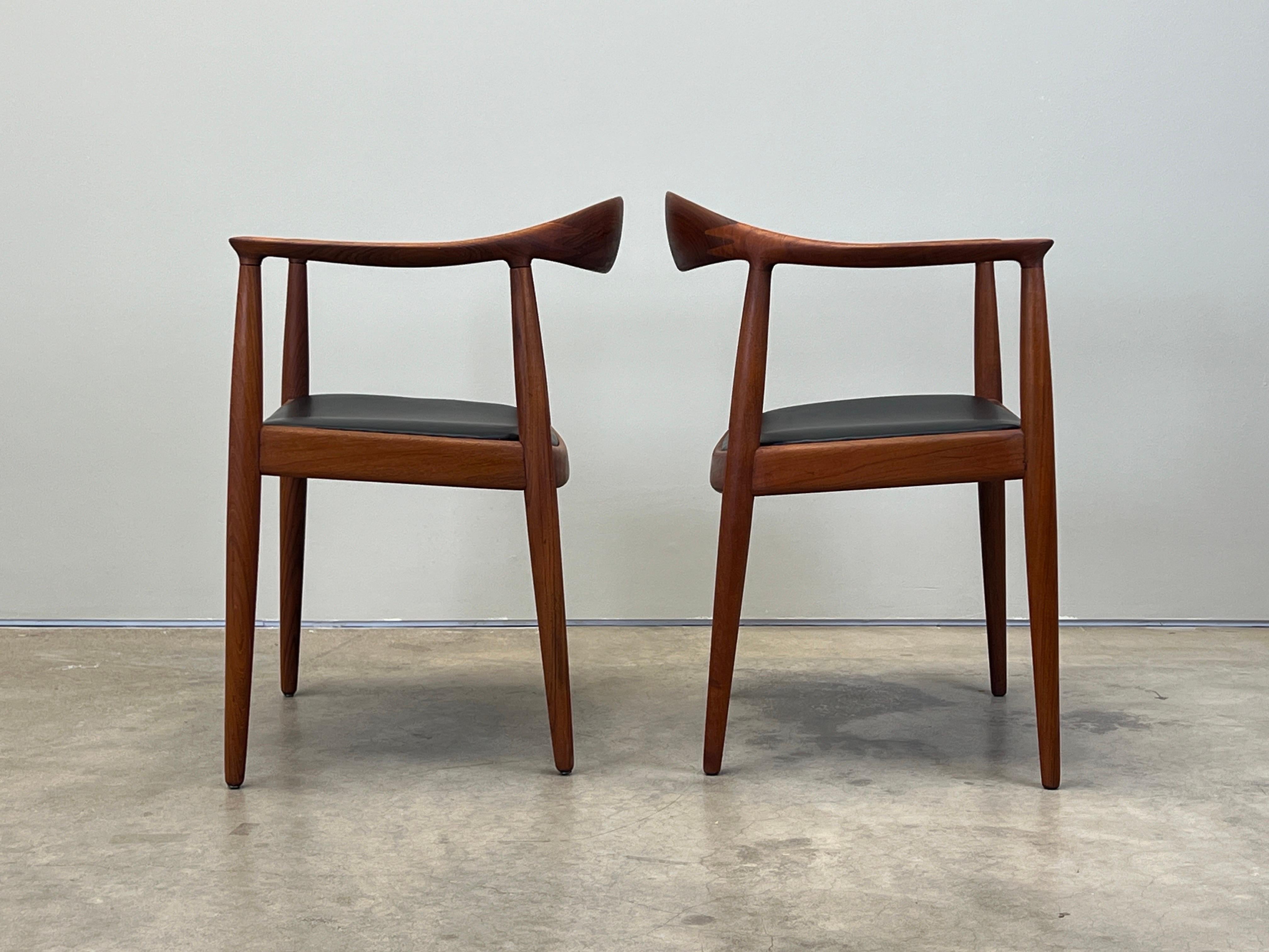 Six Teak Round Chairs by Hans Wegner 5