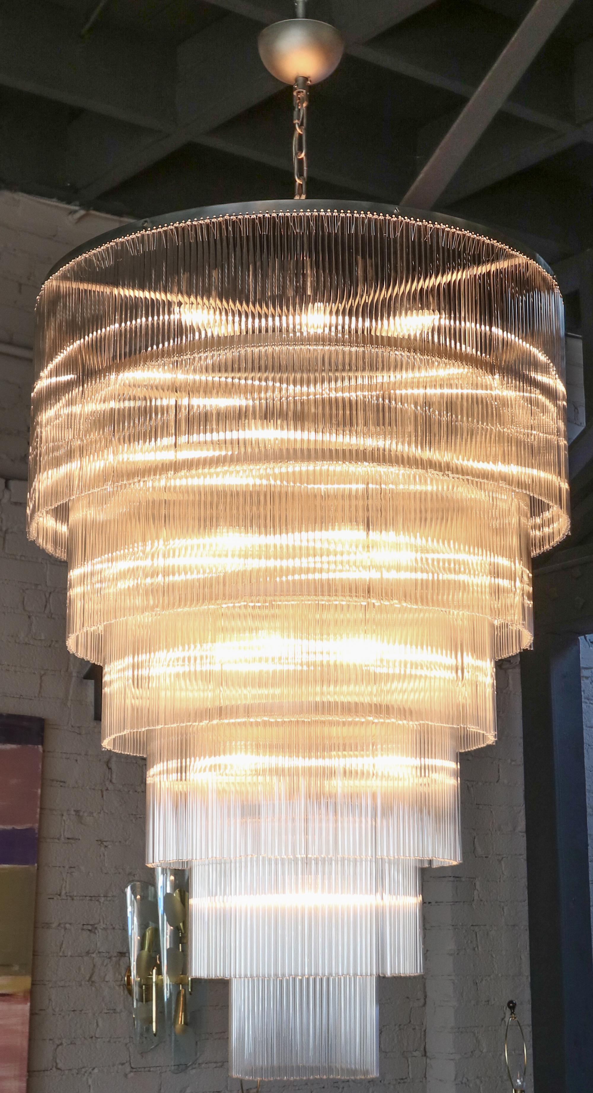 Lustre à tige en verre transparent à six niveaux, 1970 en vente 1