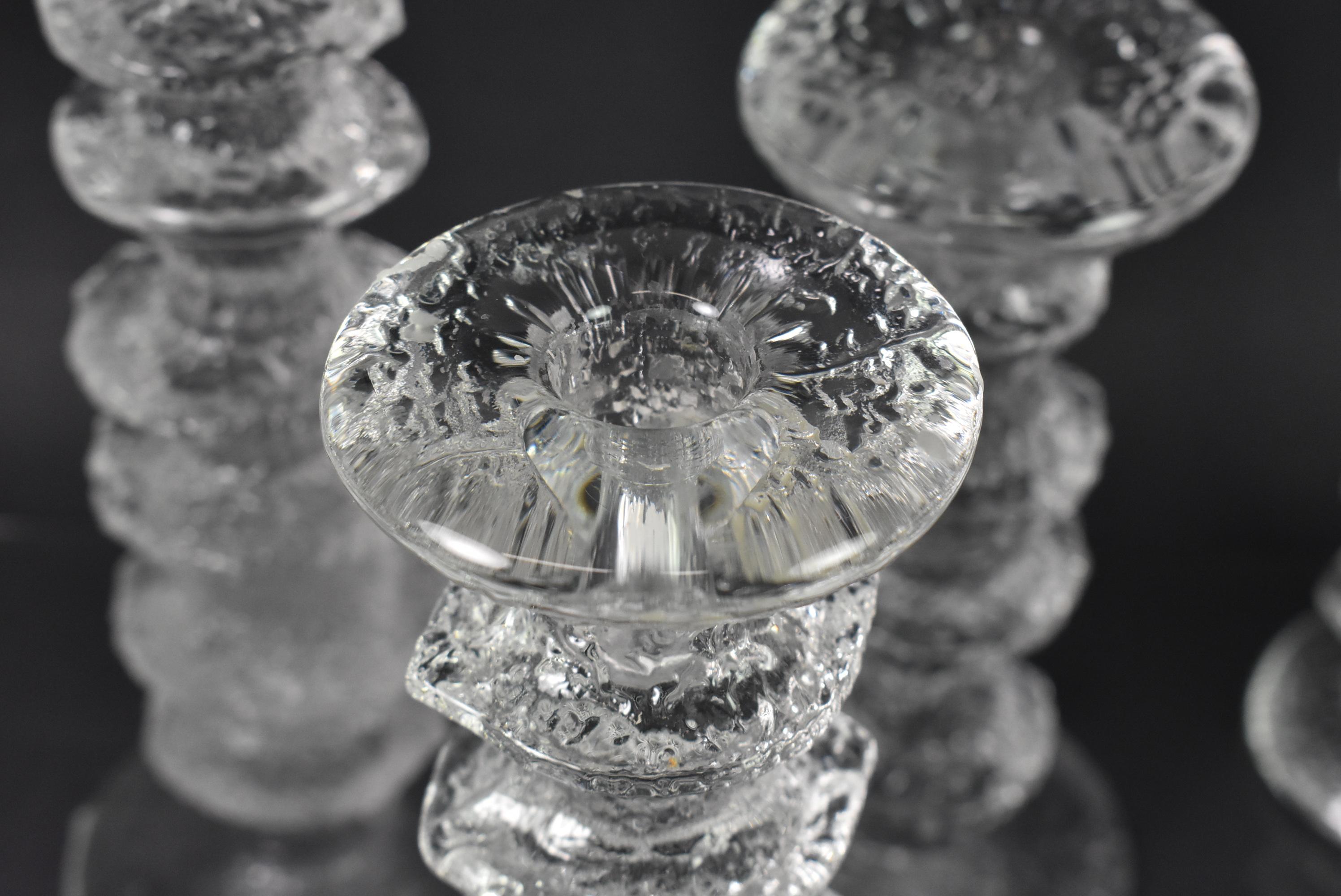 Moderno Sei candelabri in vetro Timo Sarpaneva, collezione Littala Festivo in vendita